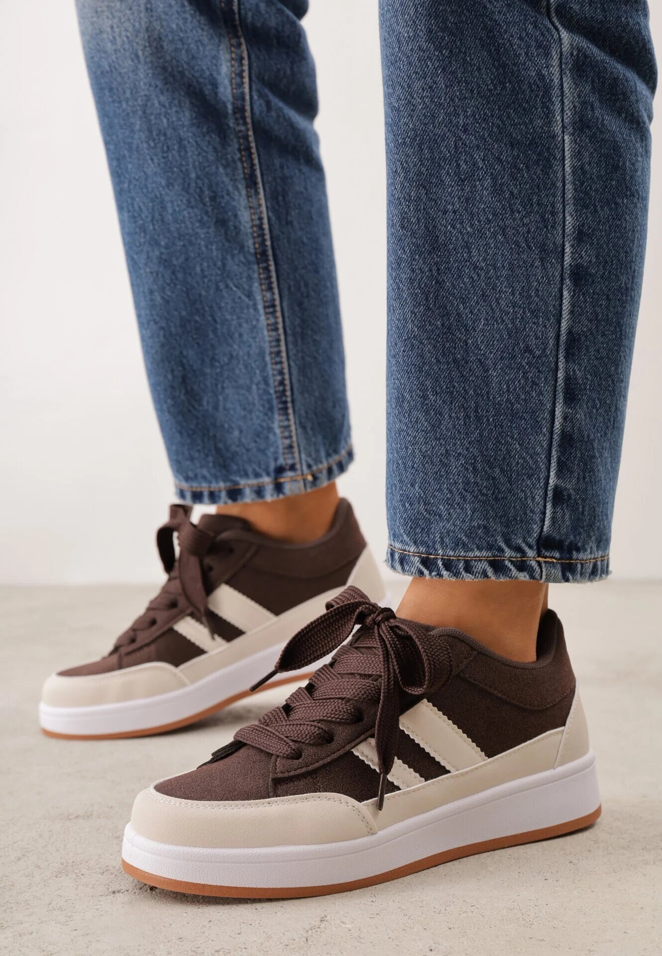  Sneakers Casual cu cusături decorative și benzi laterale Ariesera Maro