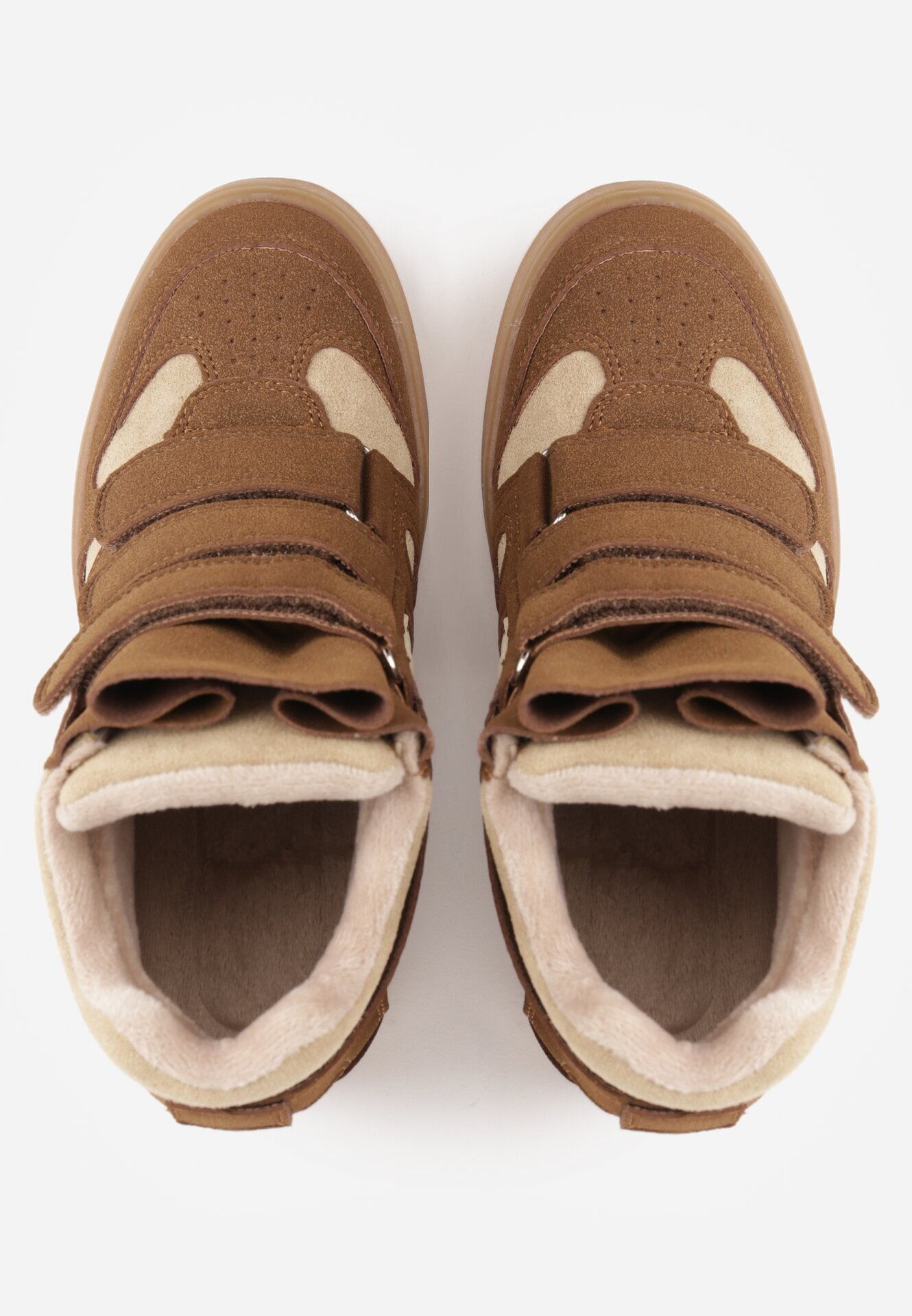  Sneakers izolați pe platformă din imitație de piele întoarsă închiși cu scai Toiavon Maro