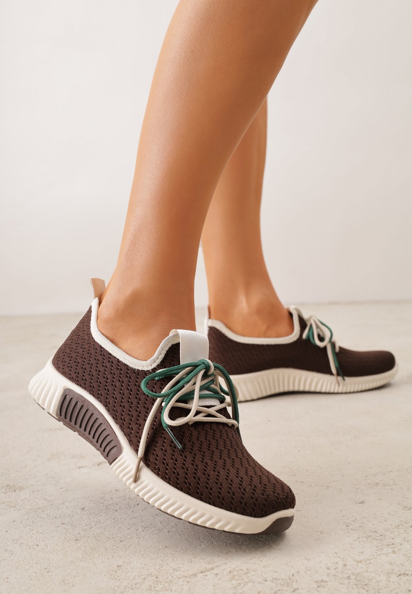  Sneakers Maro cu șireturi duble Dorielle