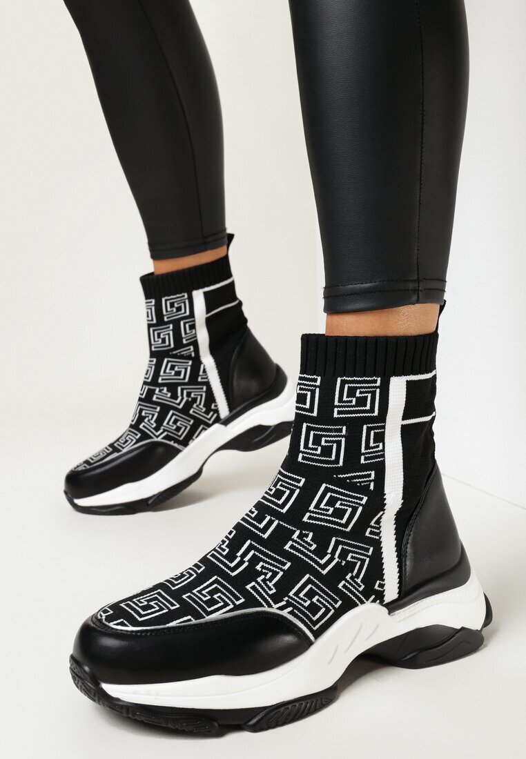  Sneakers Negre cu Talpă Plată și Groasă cu Guler Tip Șosetă Sonvala