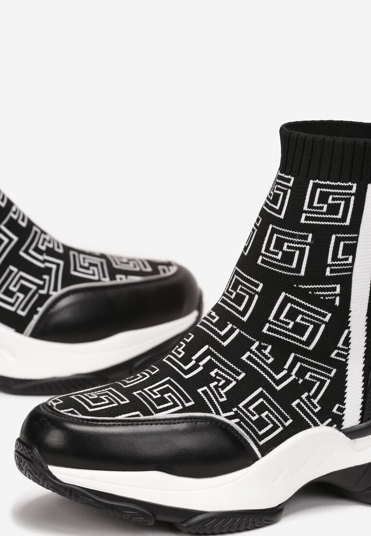  Sneakers Negre cu Talpă Plată și Groasă cu Guler Tip Șosetă Sonvala