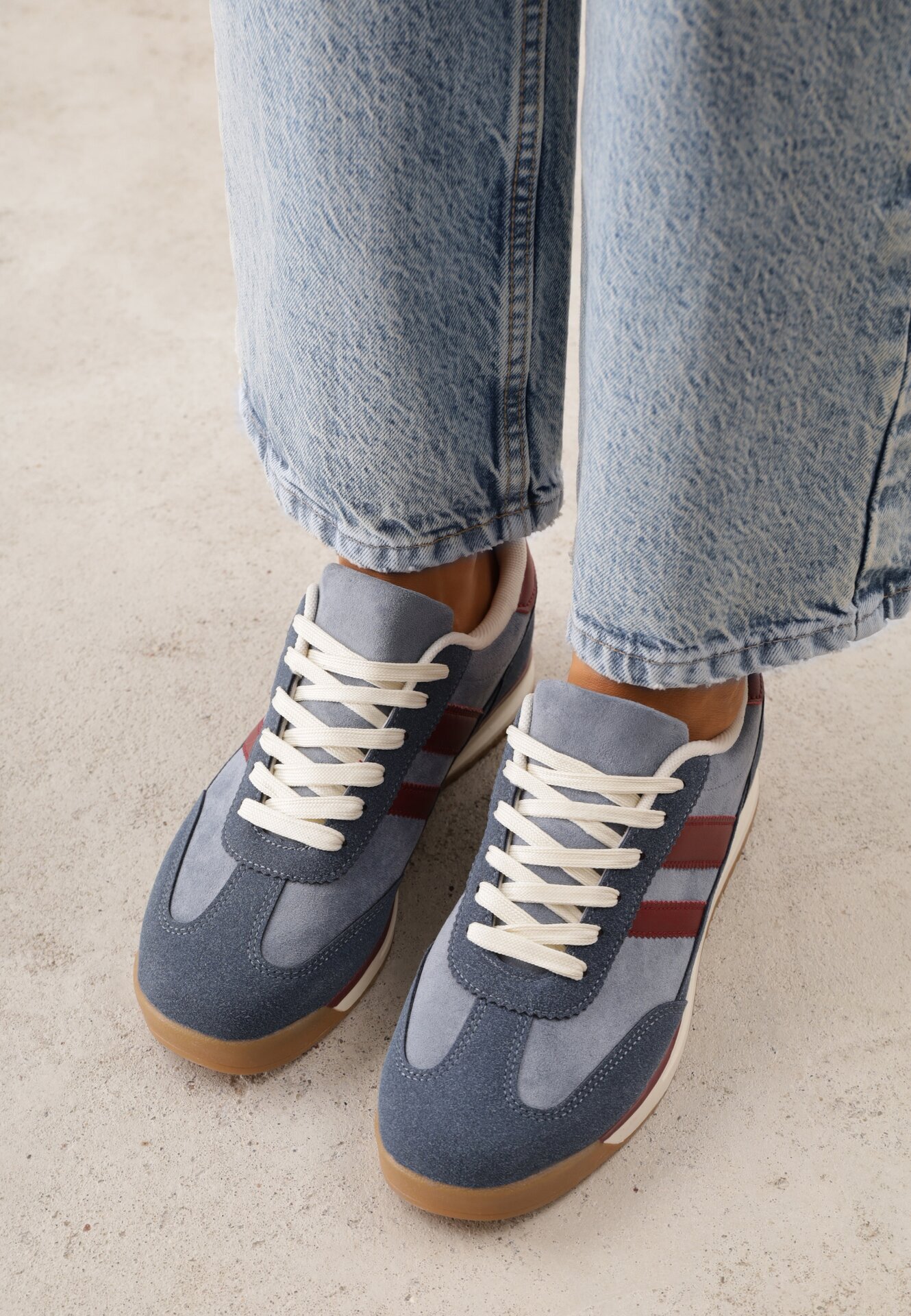  Sneakers retro cu cusături decorative și inserții cu textură de piele întoarsă Isanna Albaștri