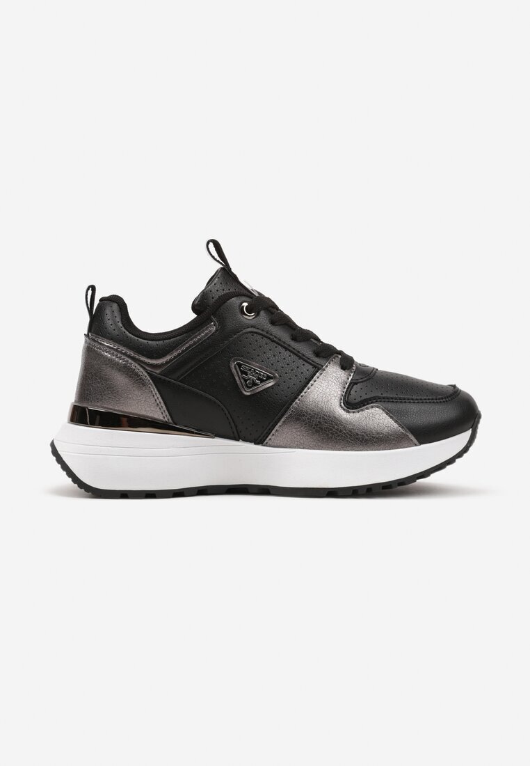  Sneakerși Negri cu Perforație și Inserații Metalice Decorative Kamirea