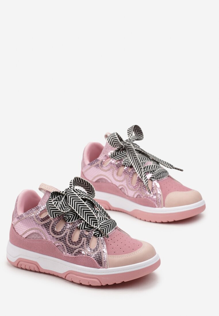  Sneakersi Roz cu Șireturi Decorative și Sclipici Nevesa