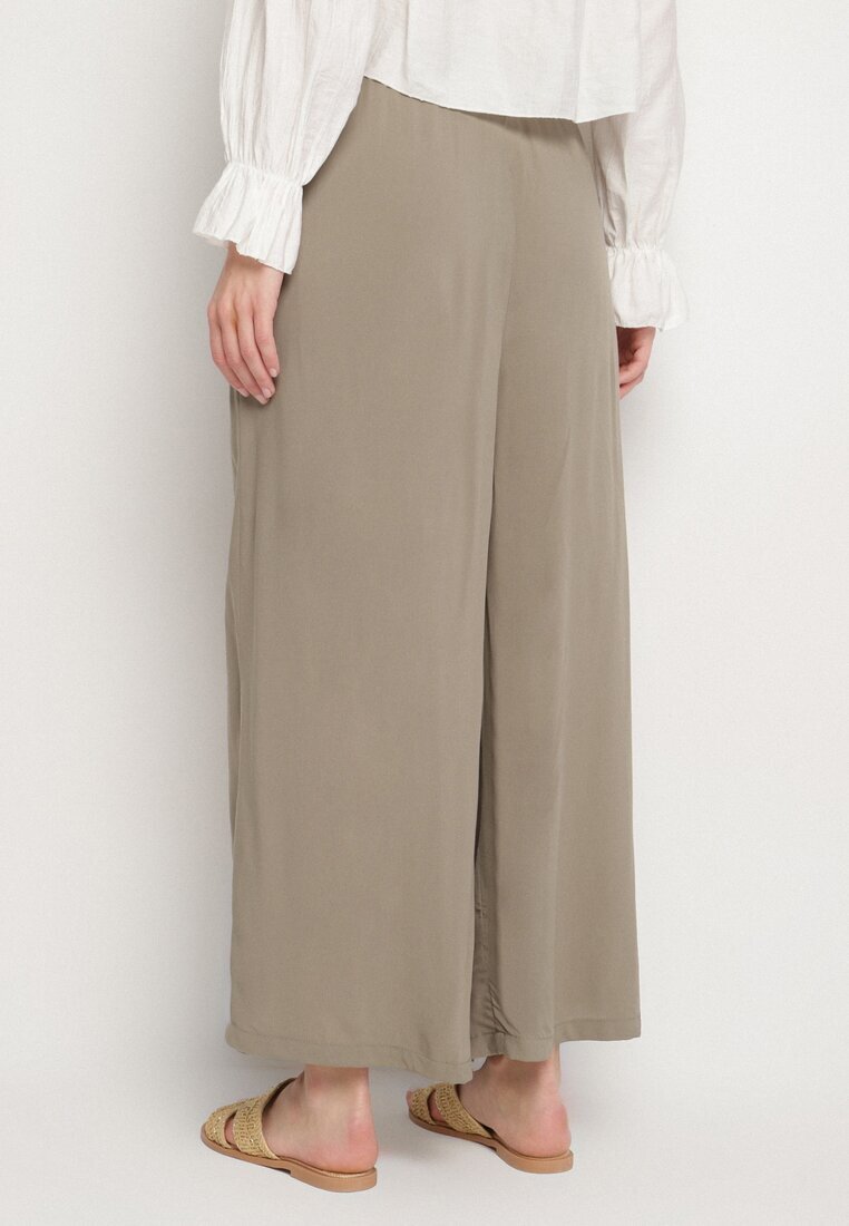 Sublevel Pantaloni Verde închis din Viscoză cu croială largă decorați cu șnur Natamia
