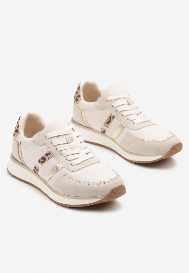 super mode Adidași gri deschis cu dungi decorative și inserții metalice Alanissea