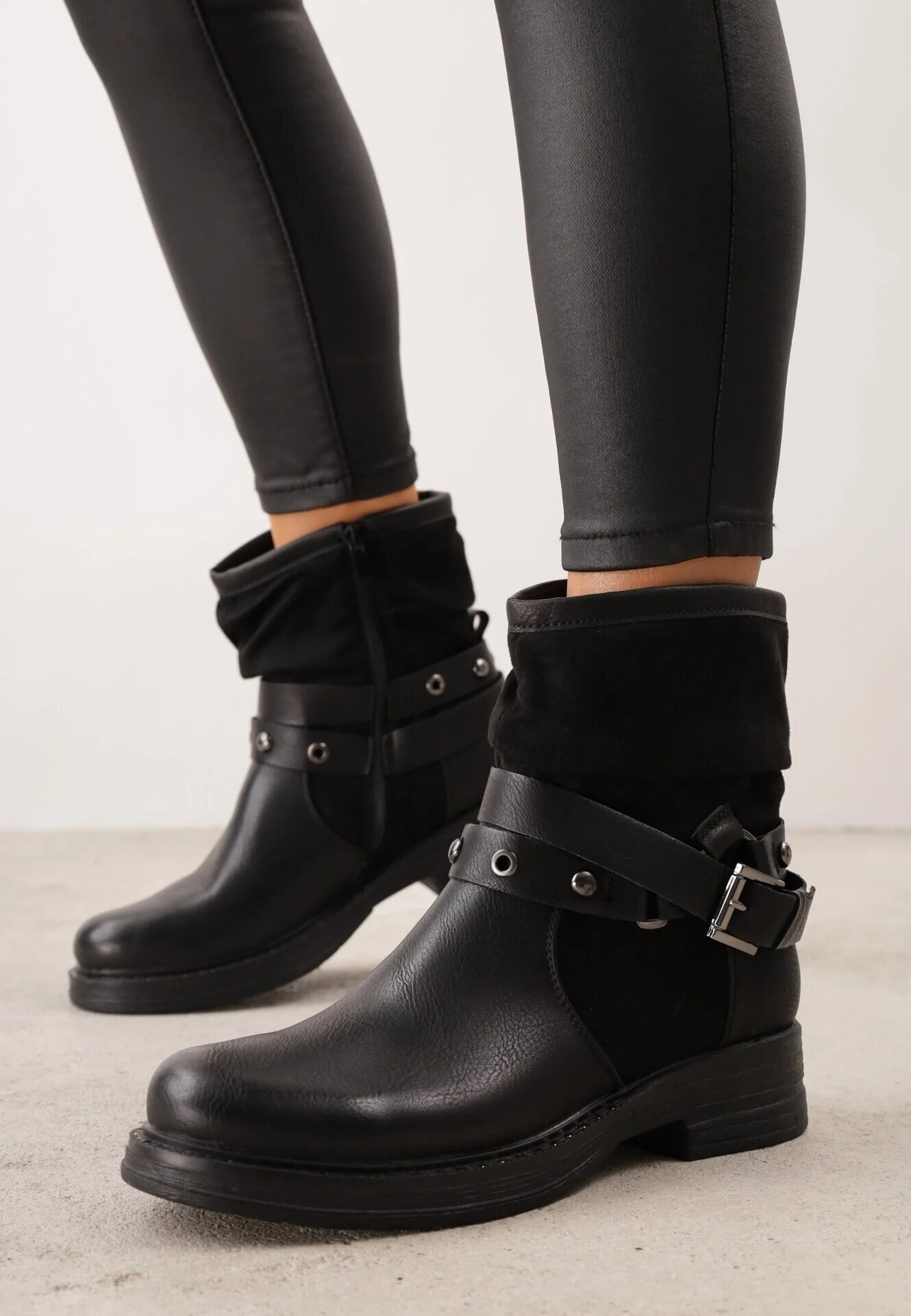 super mode Botine Negre