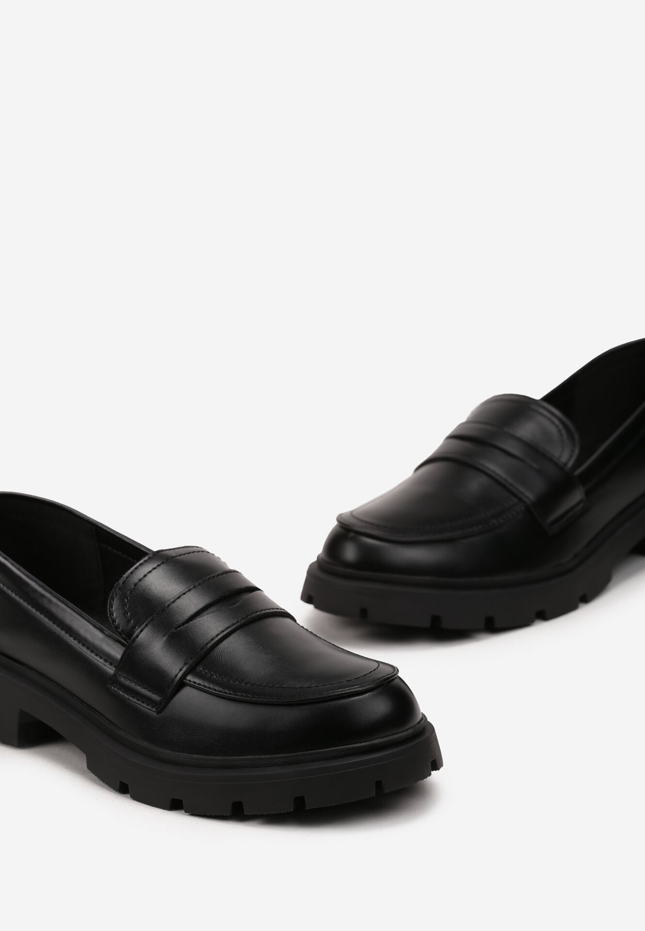 super mode Mocasini Negri