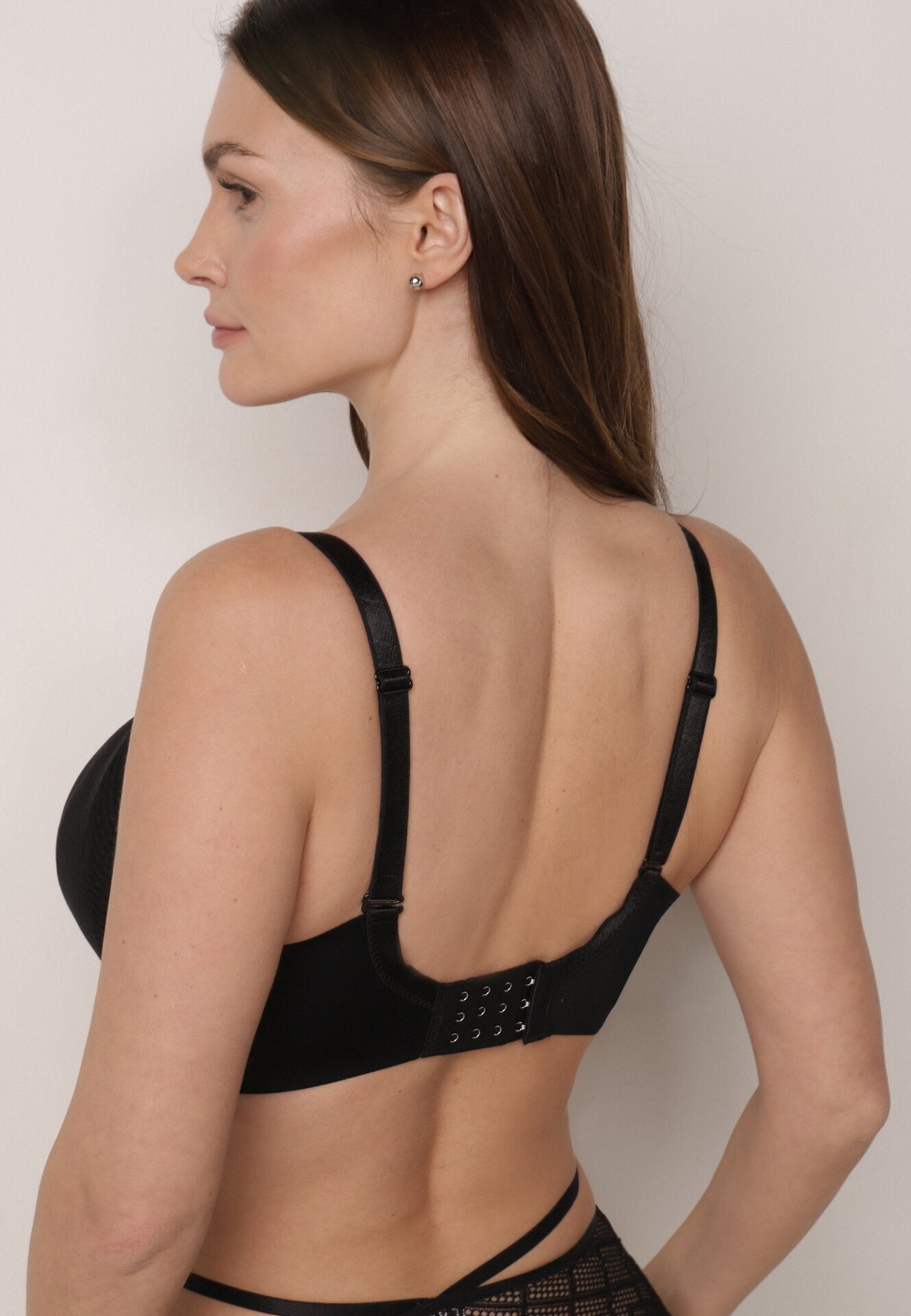  Sutien Negru cu Cupe Moi Namseline
