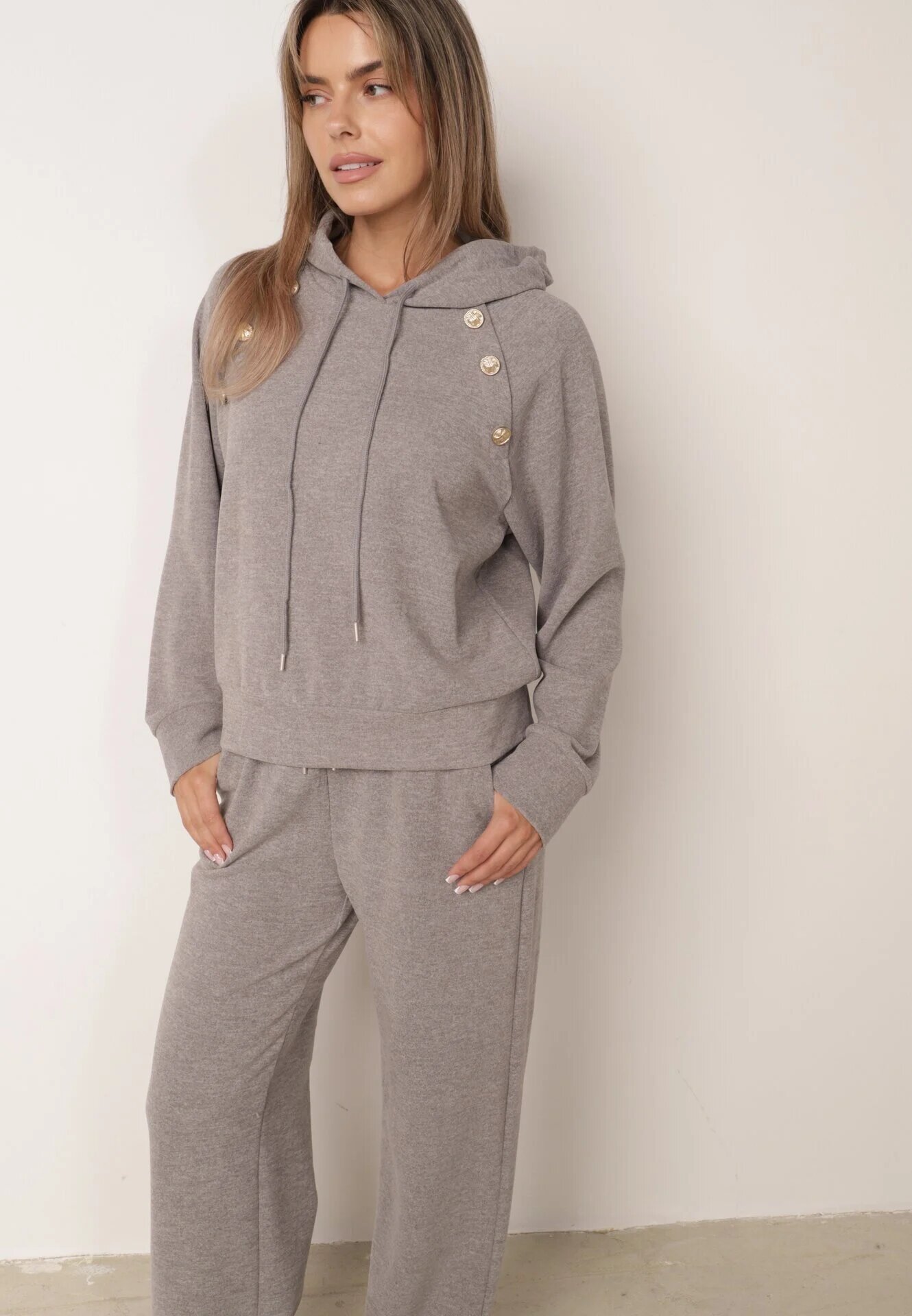 swest Set de trening cu glugă cu nasturi decorativi și pantaloni Eborissa Gri