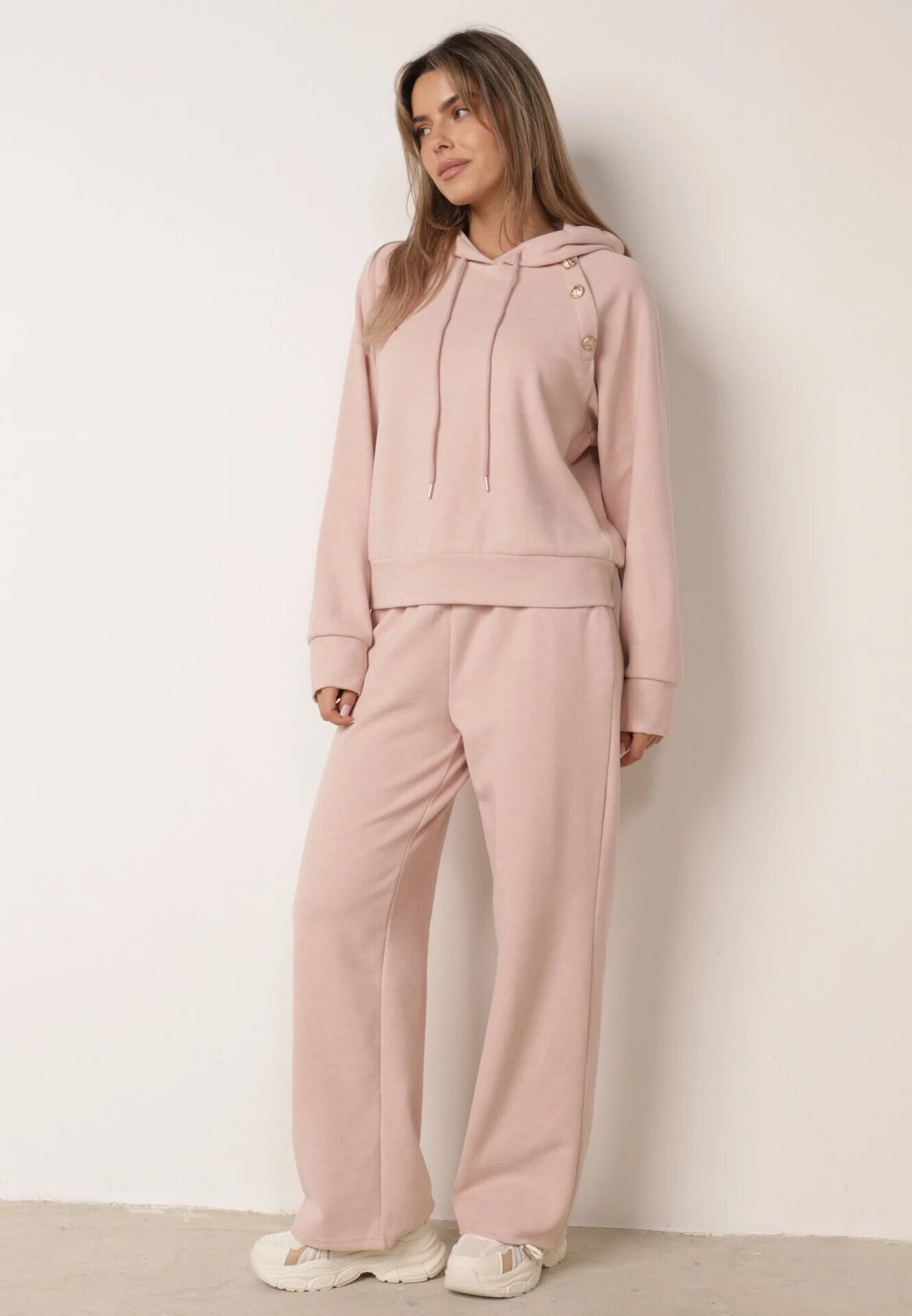 swest Set de trening cu glugă cu nasturi decorativi și pantaloni Eborissa Roz