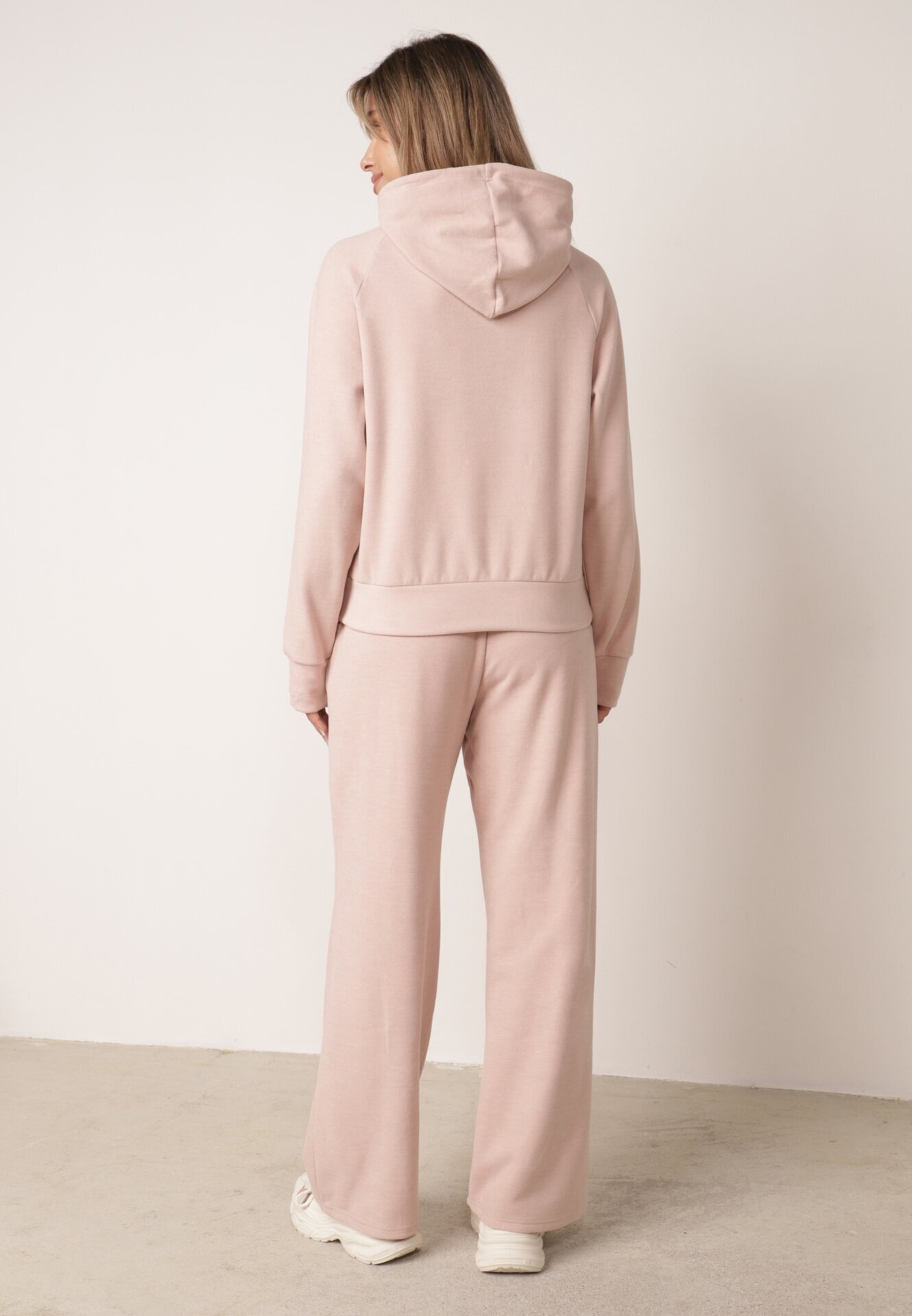 swest Set de trening cu glugă cu nasturi decorativi și pantaloni Eborissa Roz