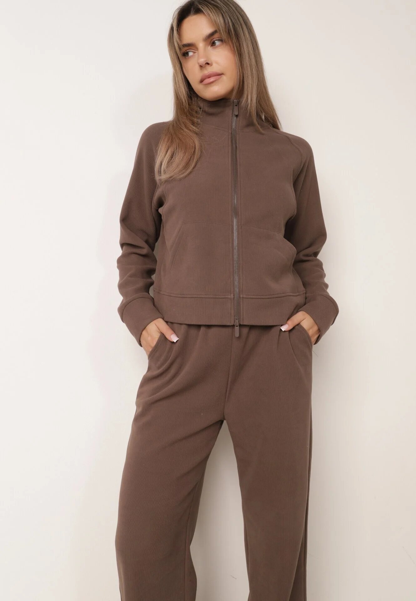 swest Set de trening cu pantaloni largi și bluză cu fermoar și guler tip tunică Aleea Maro