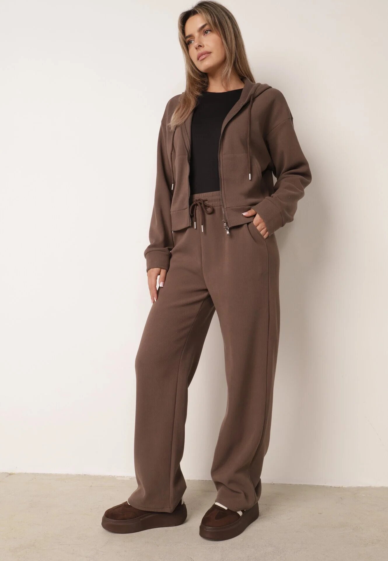 swest Set de trening din tricot rib pantaloni largi și bluză cu glugă Sinoh Maro