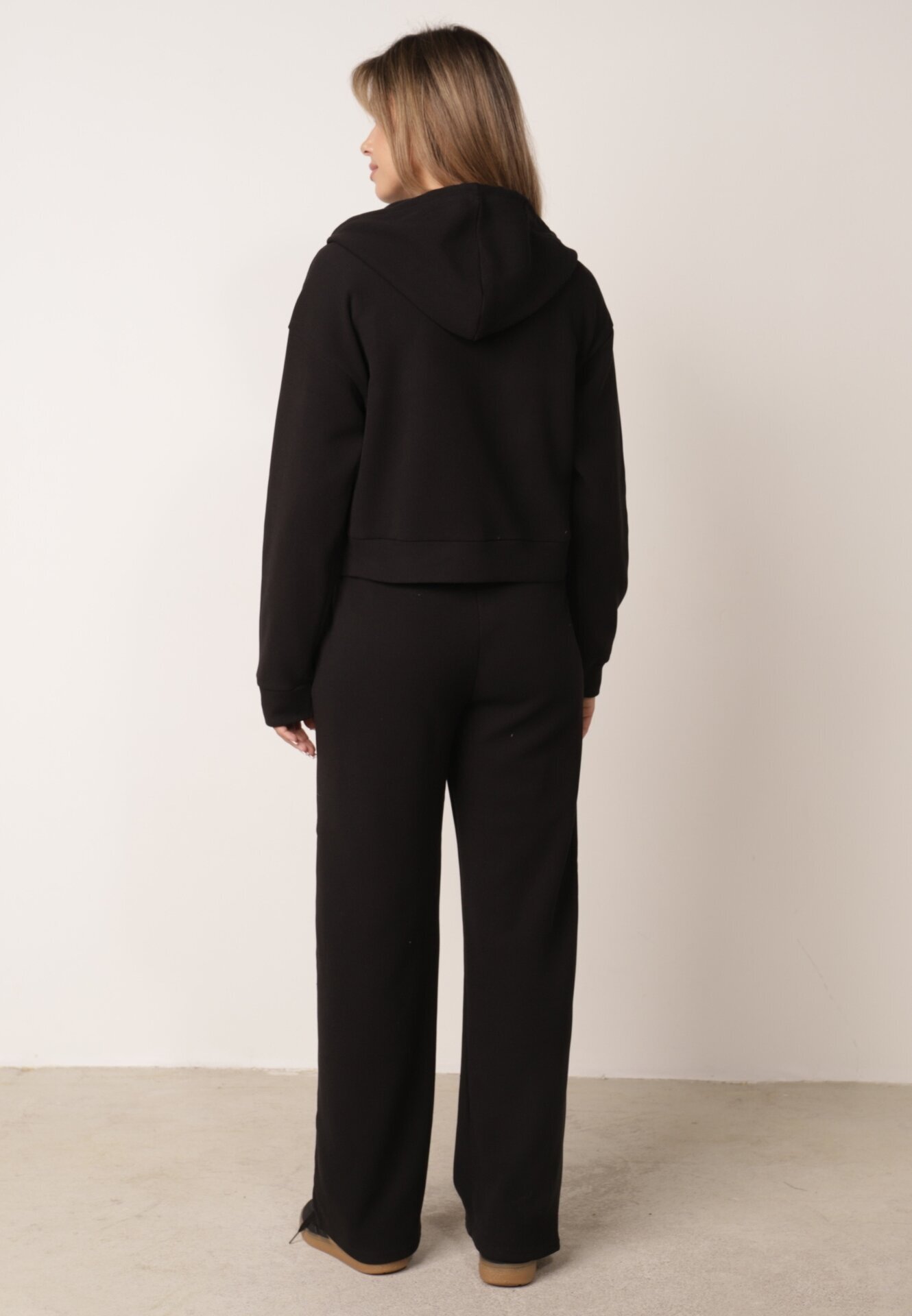 swest Set de trening din tricot rib pantaloni largi și bluză cu glugă Sinoh Negru
