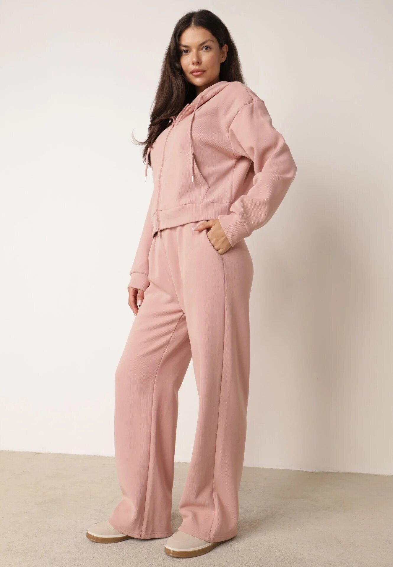 swest Set de trening din tricot rib pantaloni largi și bluză cu glugă Sinoh Roz