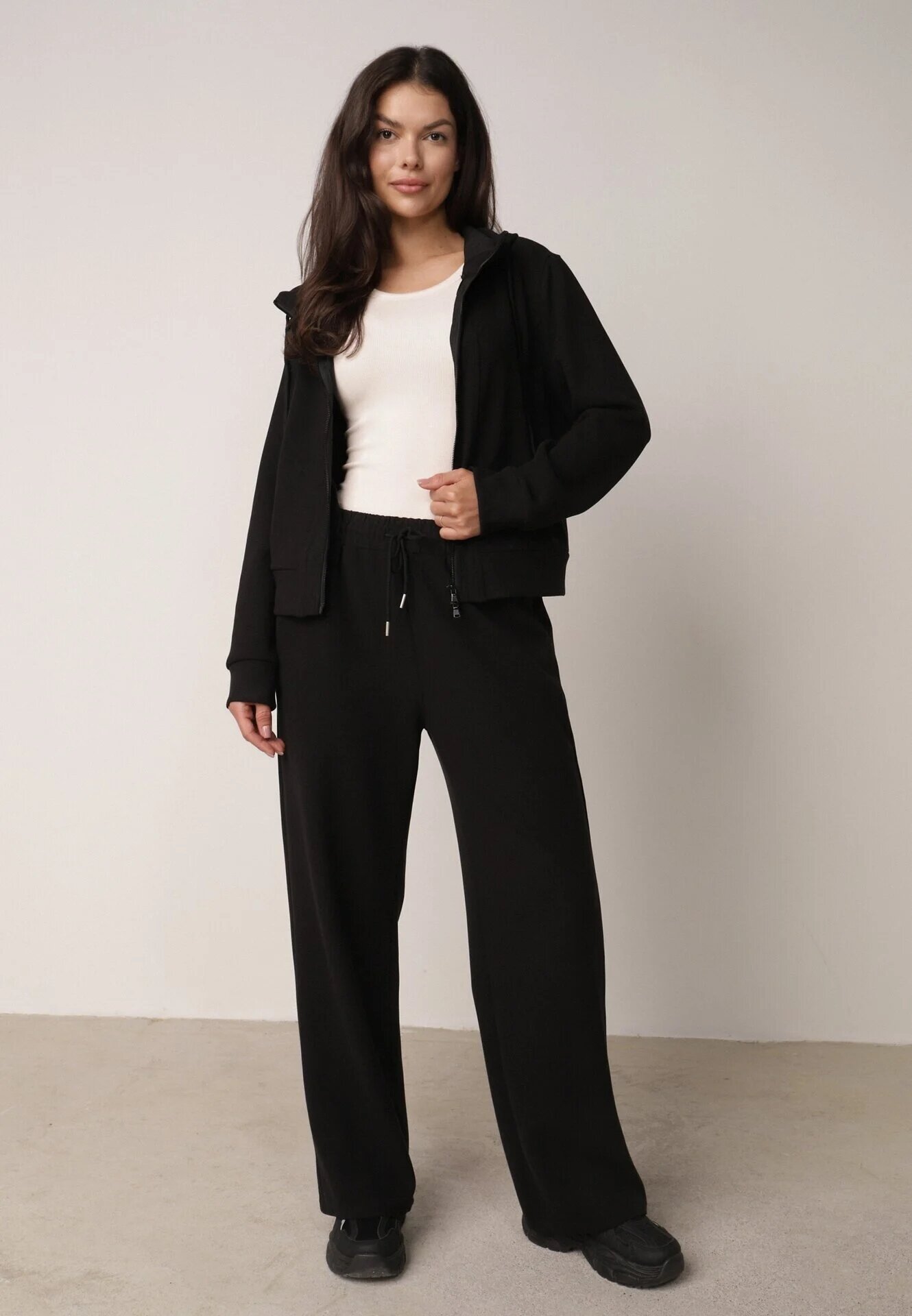 swest Set de trening hanorac cu fermoar și pantaloni largi Metters Negru