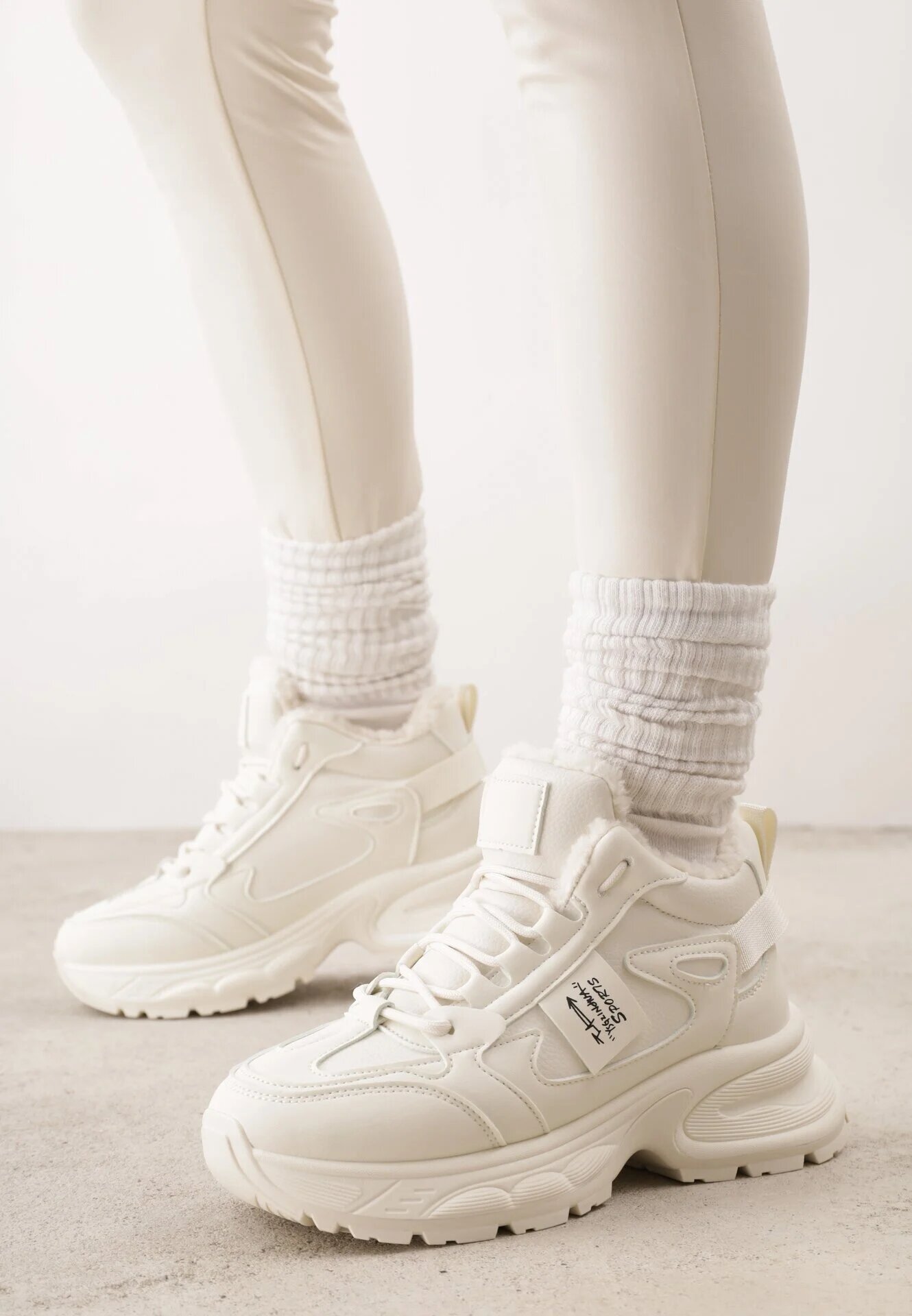 swin shoes Sneakers pe talpă groasă cu inscripții Lennala Bej