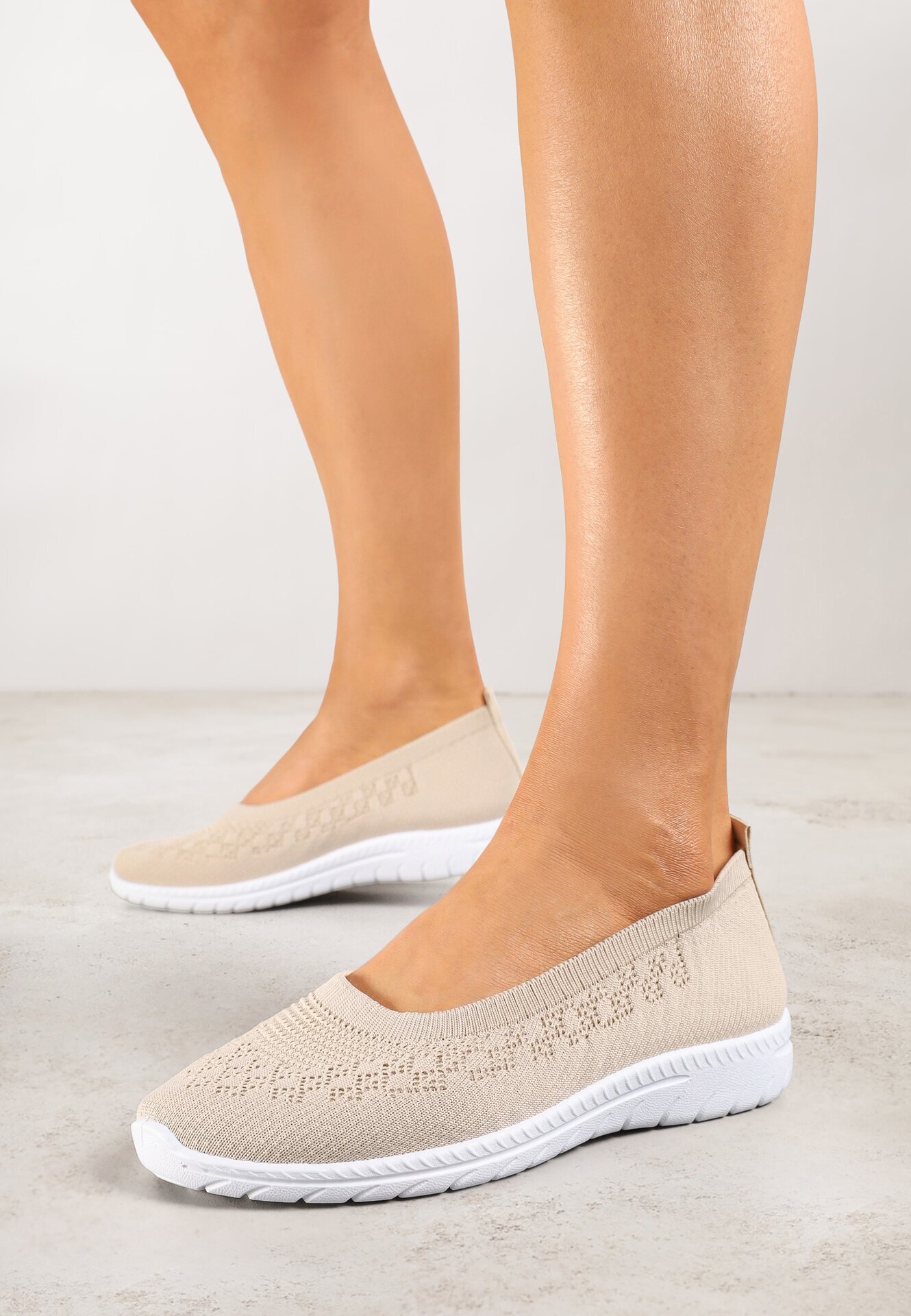  Teniși Bej Slip-on cu Perforații Delicate Firsedi