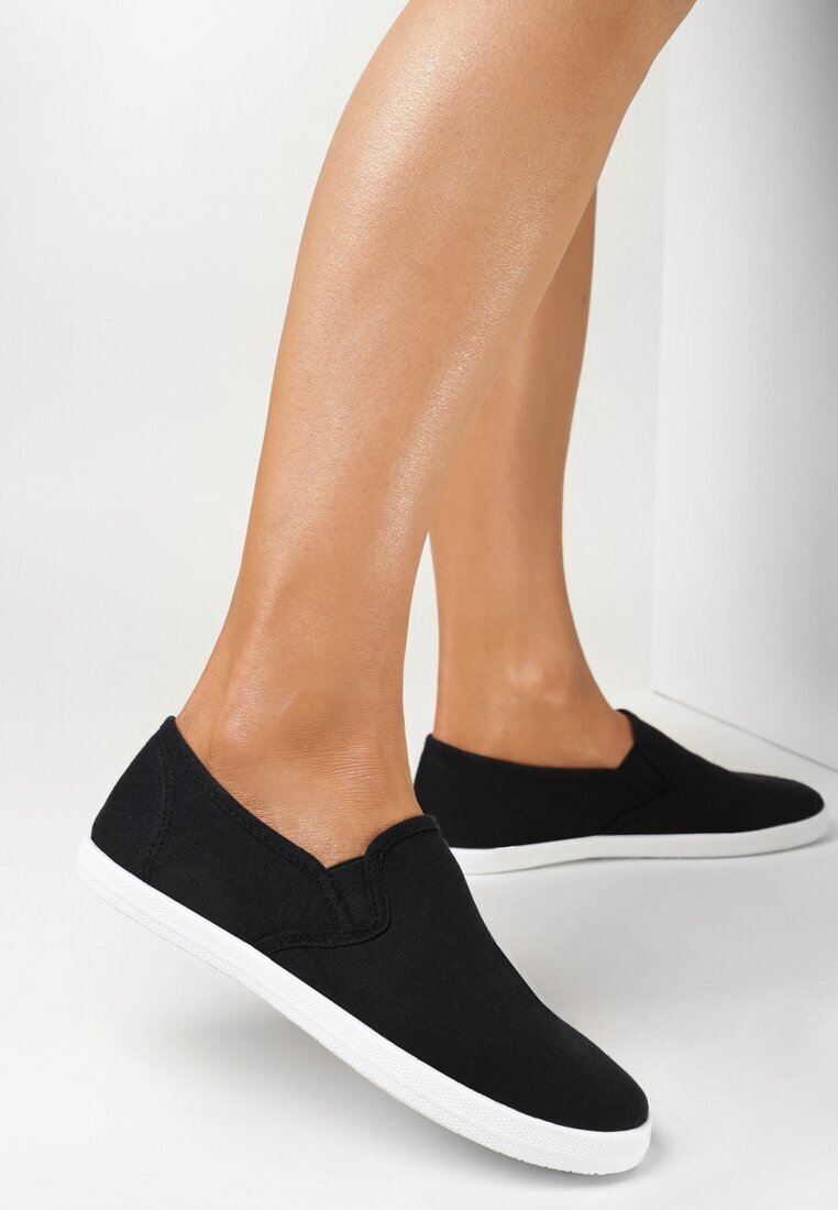  Tenisi negri slip-on din material Kalaiya