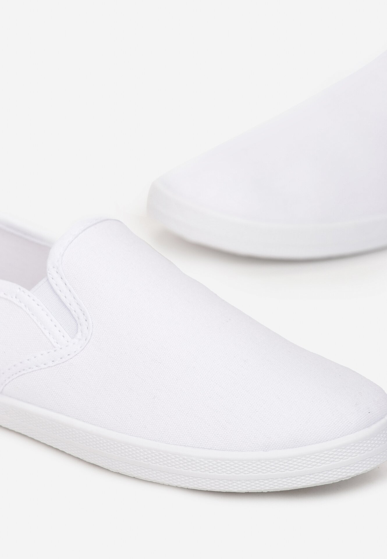  Tenisi slip-on albi din material textil Kalaiya