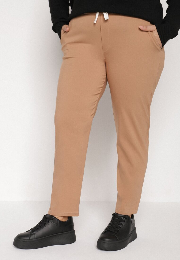 tp collection Pantaloni bej din bumbac decorați cu șnur cu inscripția Olemira