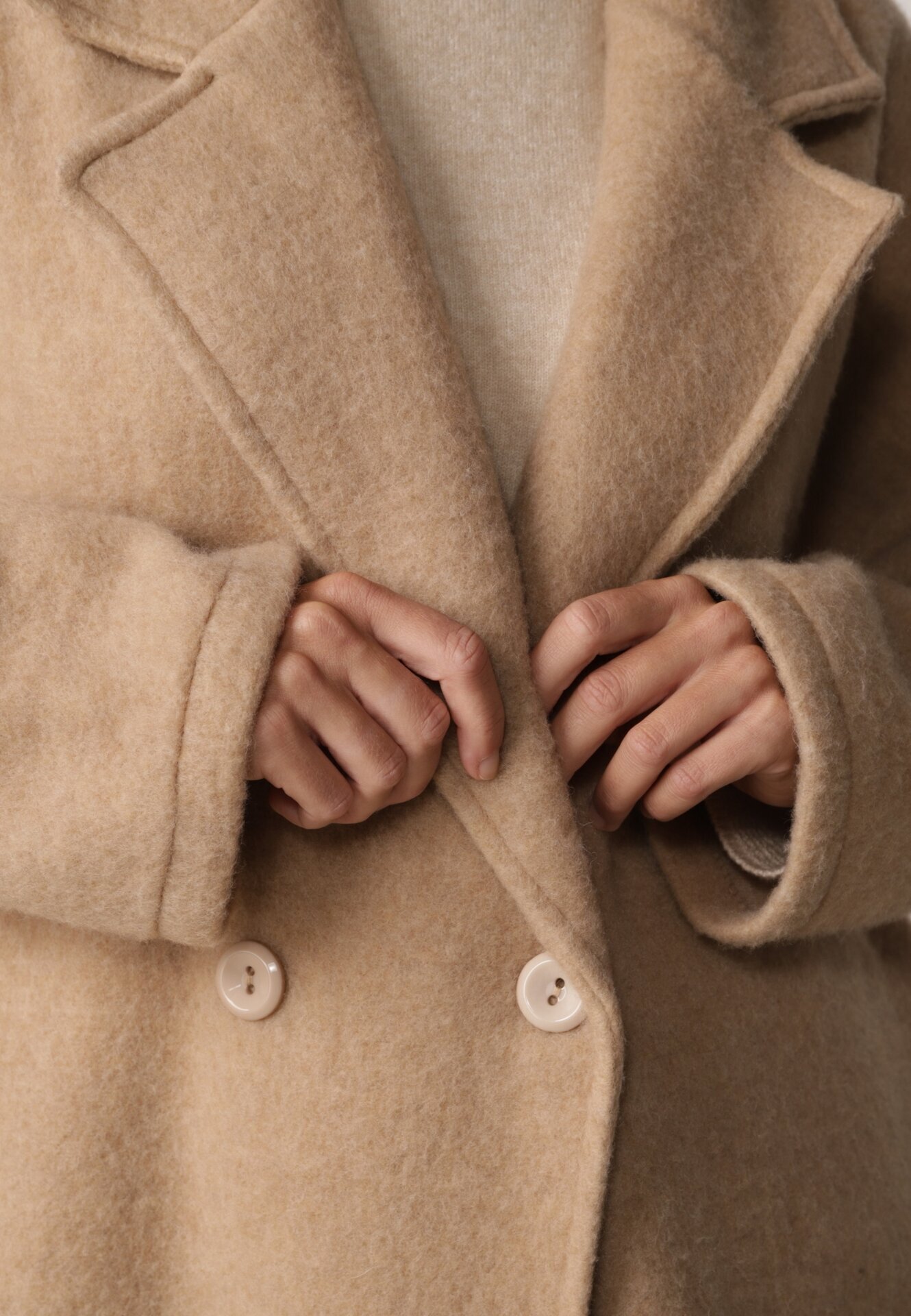 tricot station Palton Bej Oversize Cu un rând de nasturi Gardalena