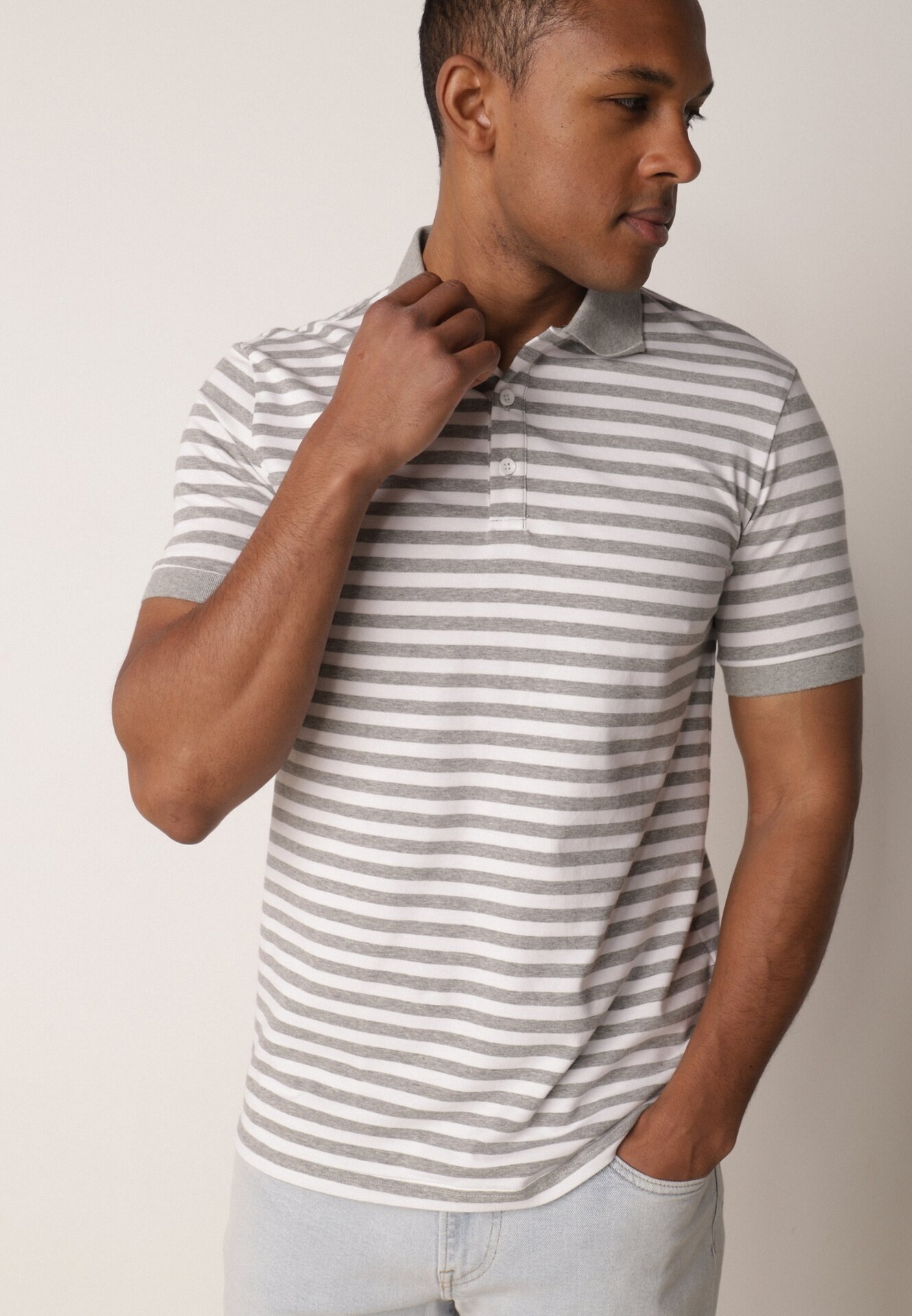  Tricou Gri
