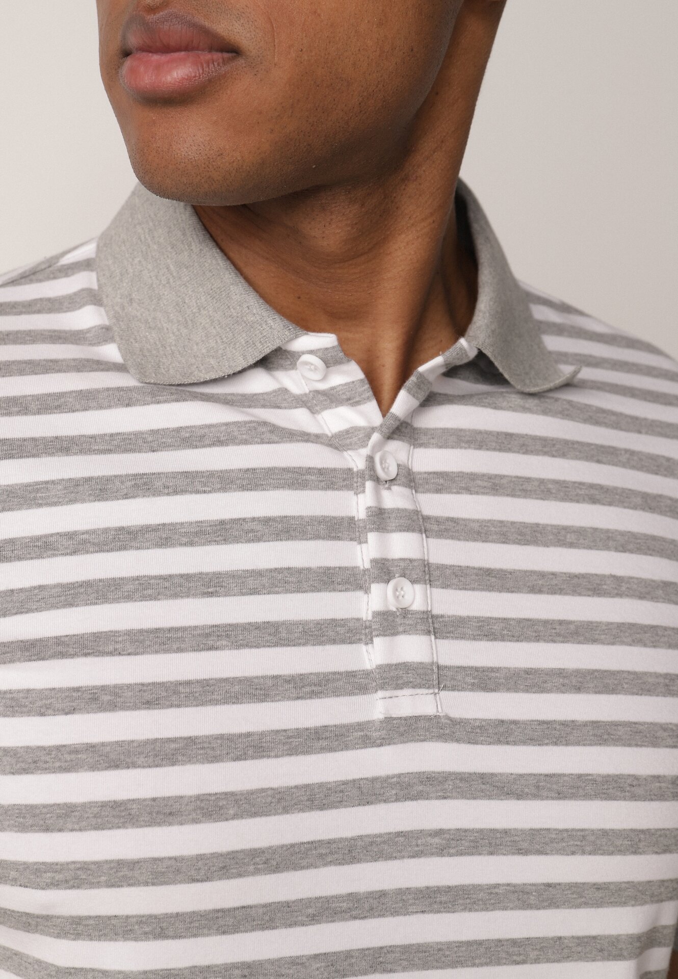  Tricou Gri