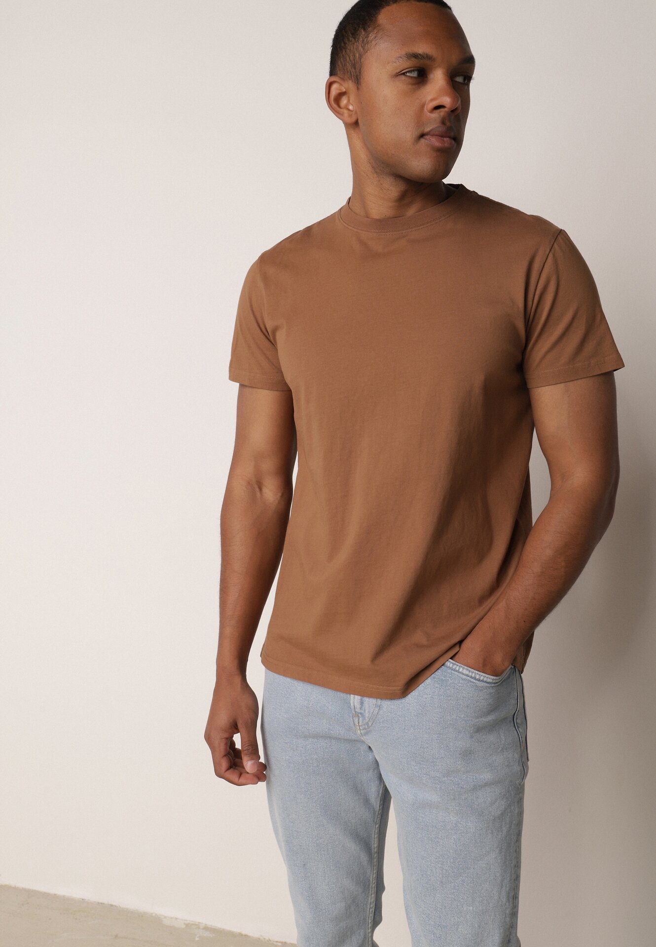  Tricou Maro