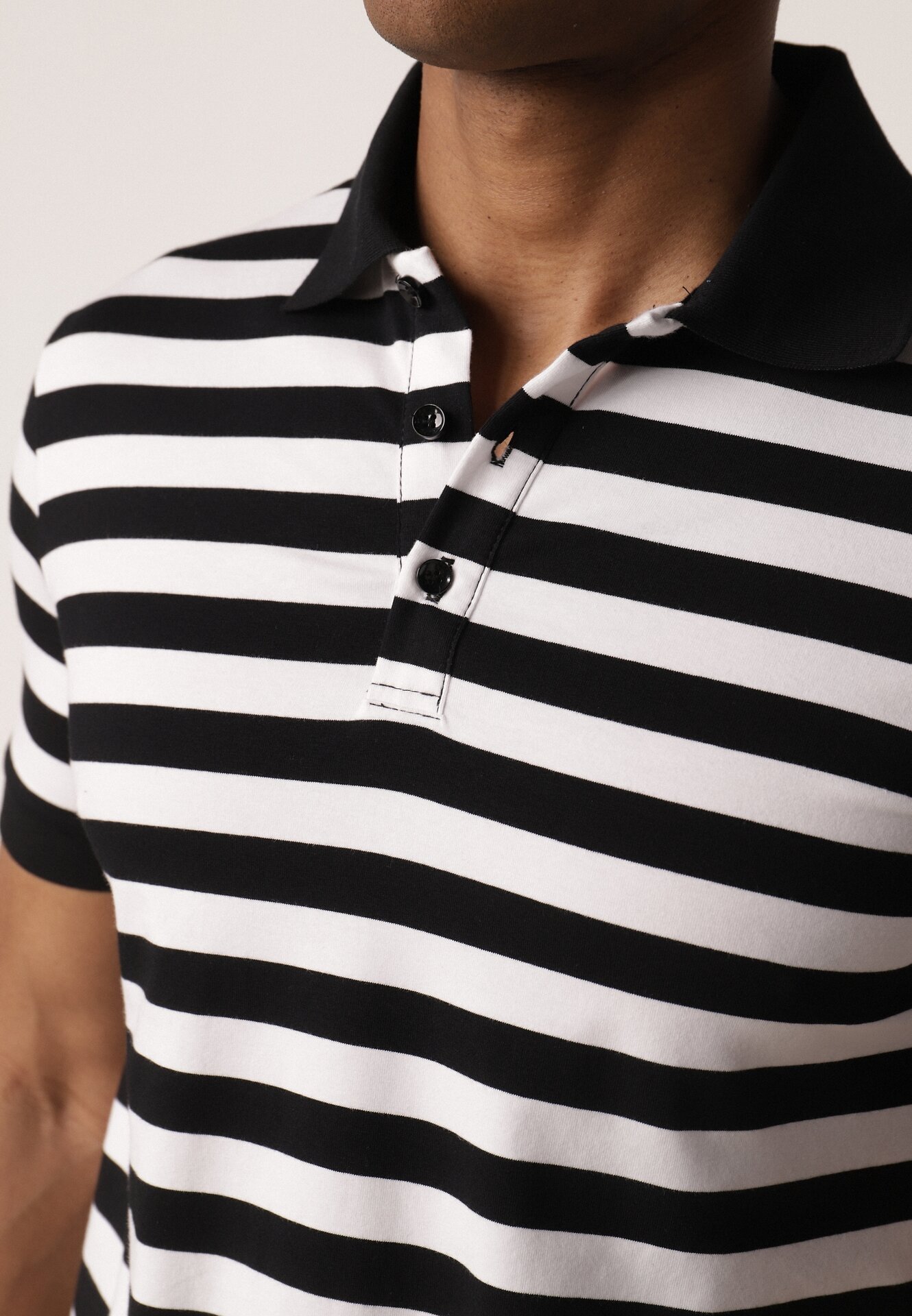  Tricou Negru