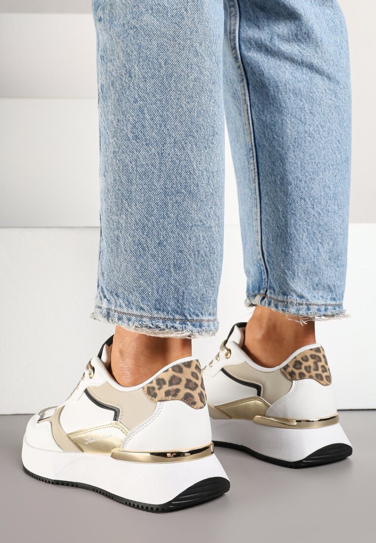 tulipano Adidași Albi Decorați cu inscripție și cu imprimeu leopard Wakkaria
