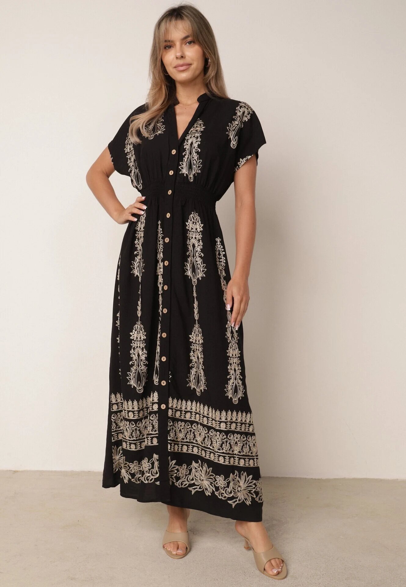 unigirl Rochie neagră brodată cambrată din bumbac decorată cu fir argintiu și elastice Ellofia