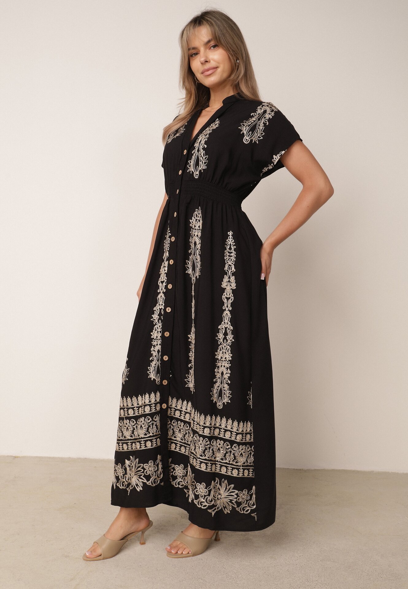 unigirl Rochie neagră brodată cambrată din bumbac decorată cu fir argintiu și elastice Ellofia