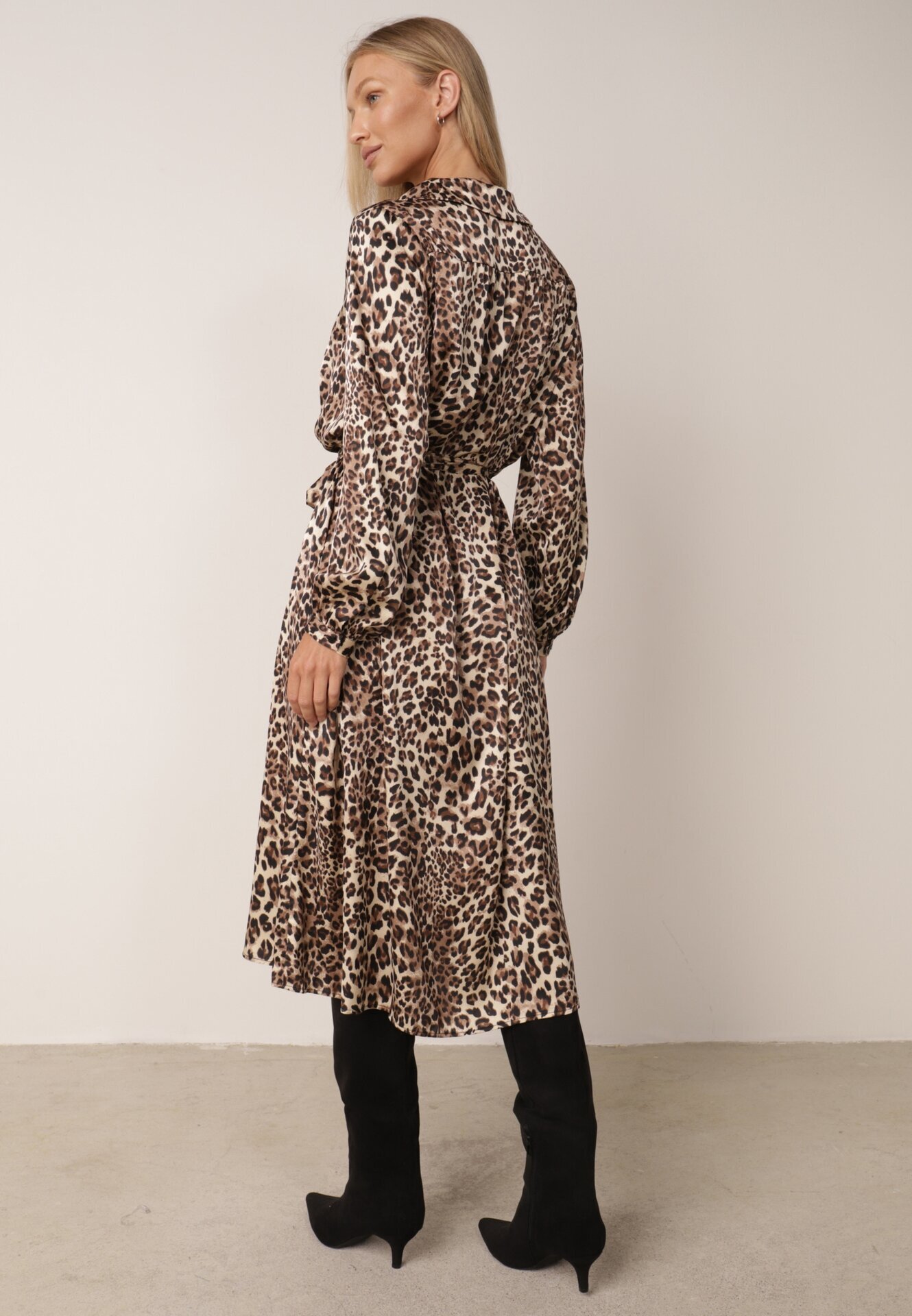 unigirl Rochie Tip cămașă Midi Maro cu imprimeu leopard Chaitra
