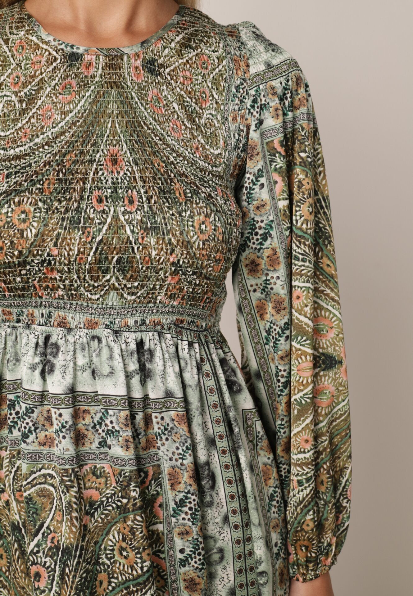 unigirl Rochie Verde în Stil Boho cu Croi Evazat și Mâneci Bufante Ertiana