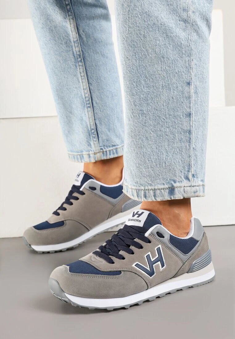 van horn Sneakers Gri cu Aplicație Geometrică Halaniela