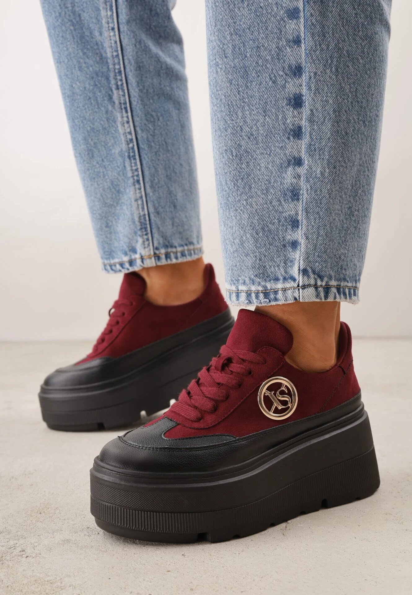 vices Adidași Bordeaux pe platformă Decorați cu aplicație rotundă Wodvire