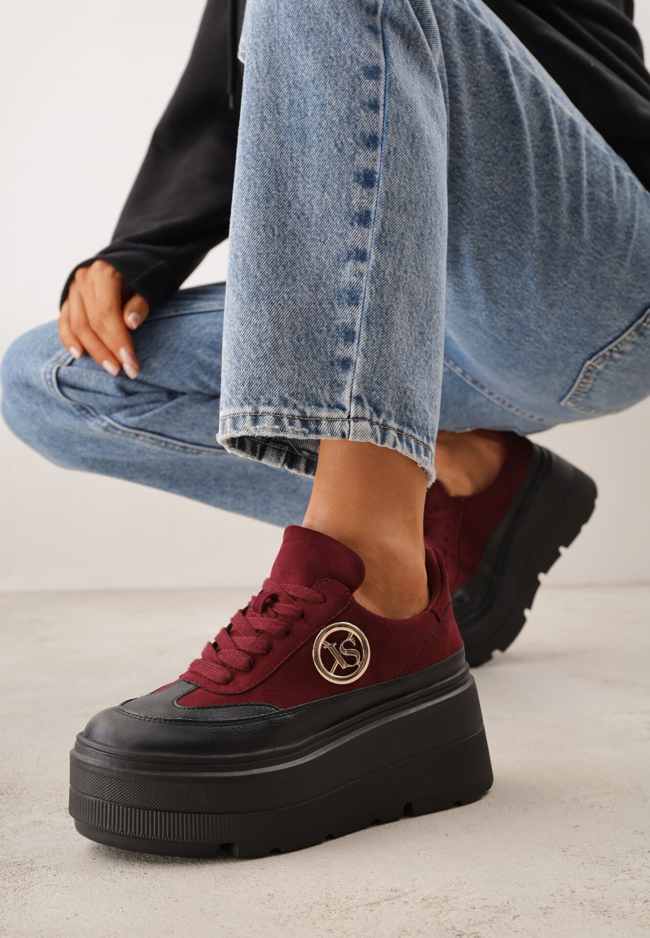 vices Adidași Bordeaux pe platformă Decorați cu aplicație rotundă Wodvire