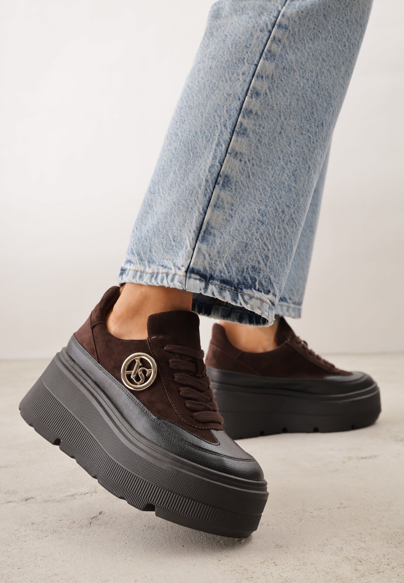 vices Adidași Maro cu platformă Decorați cu aplicație rotundă Wodvire