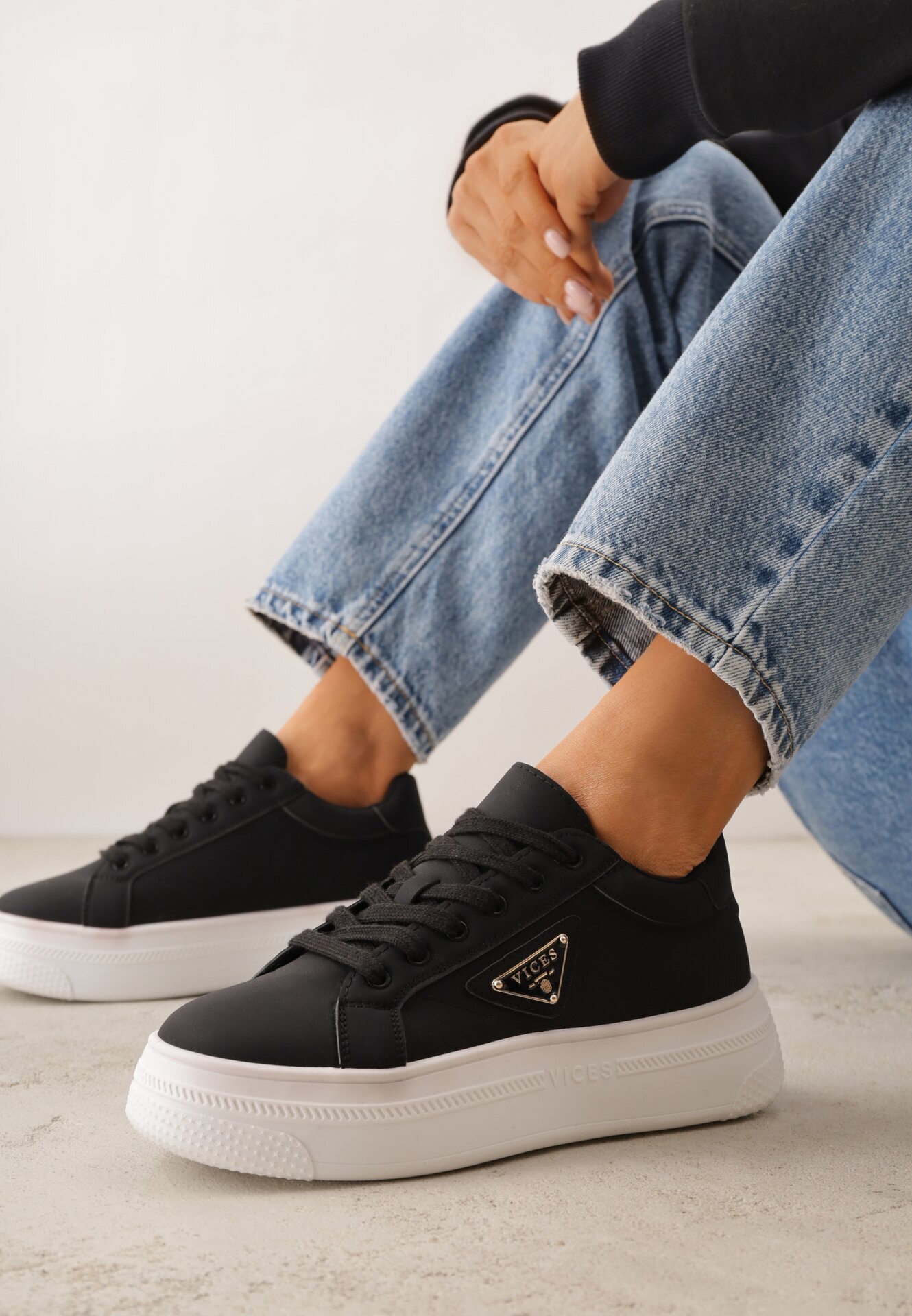 vices Adidași Negri pe Talpă Groasă cu profil aderent Decorată cu Stea Natevia