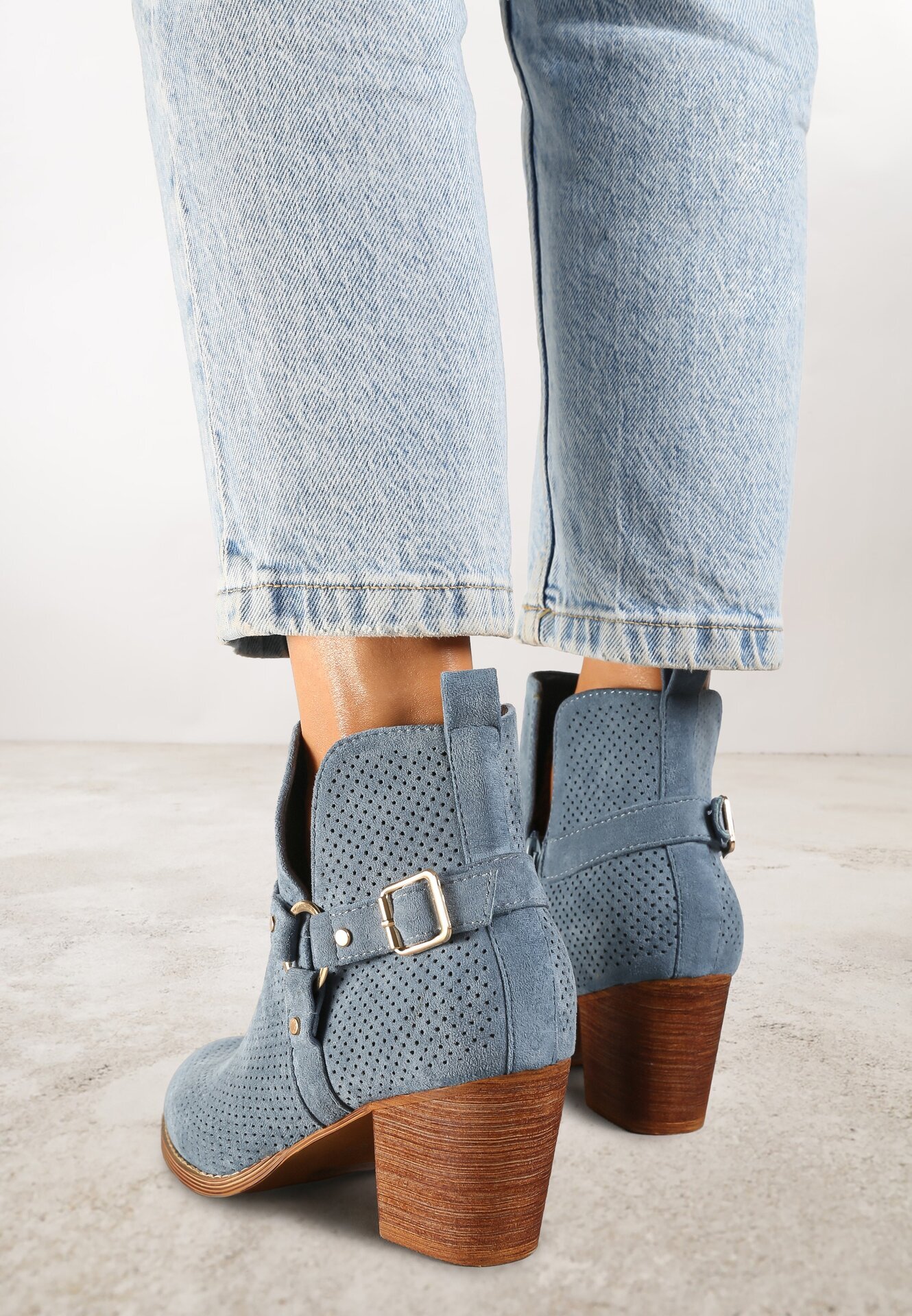 vices Botine Albastre