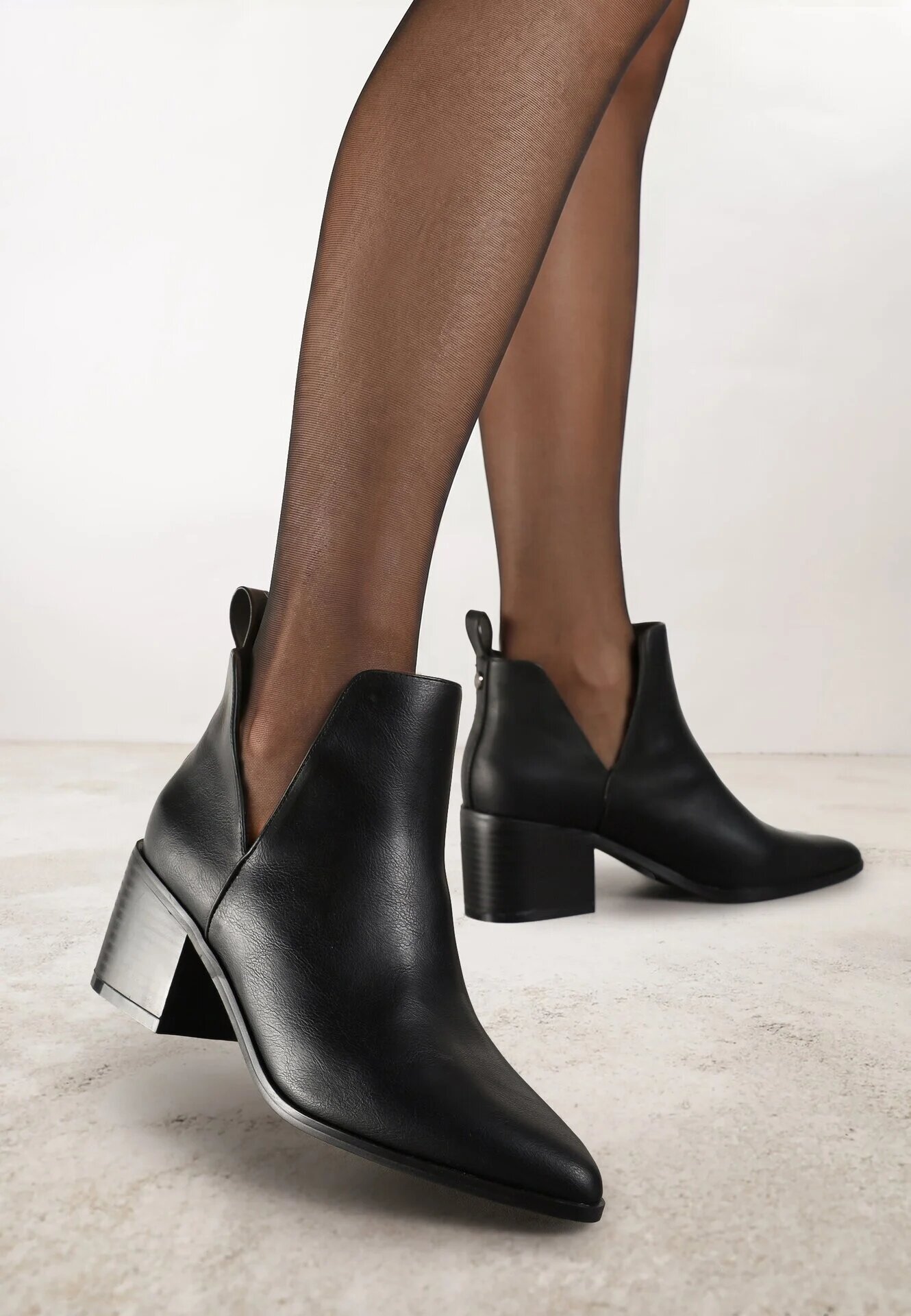 vices Botine Negre