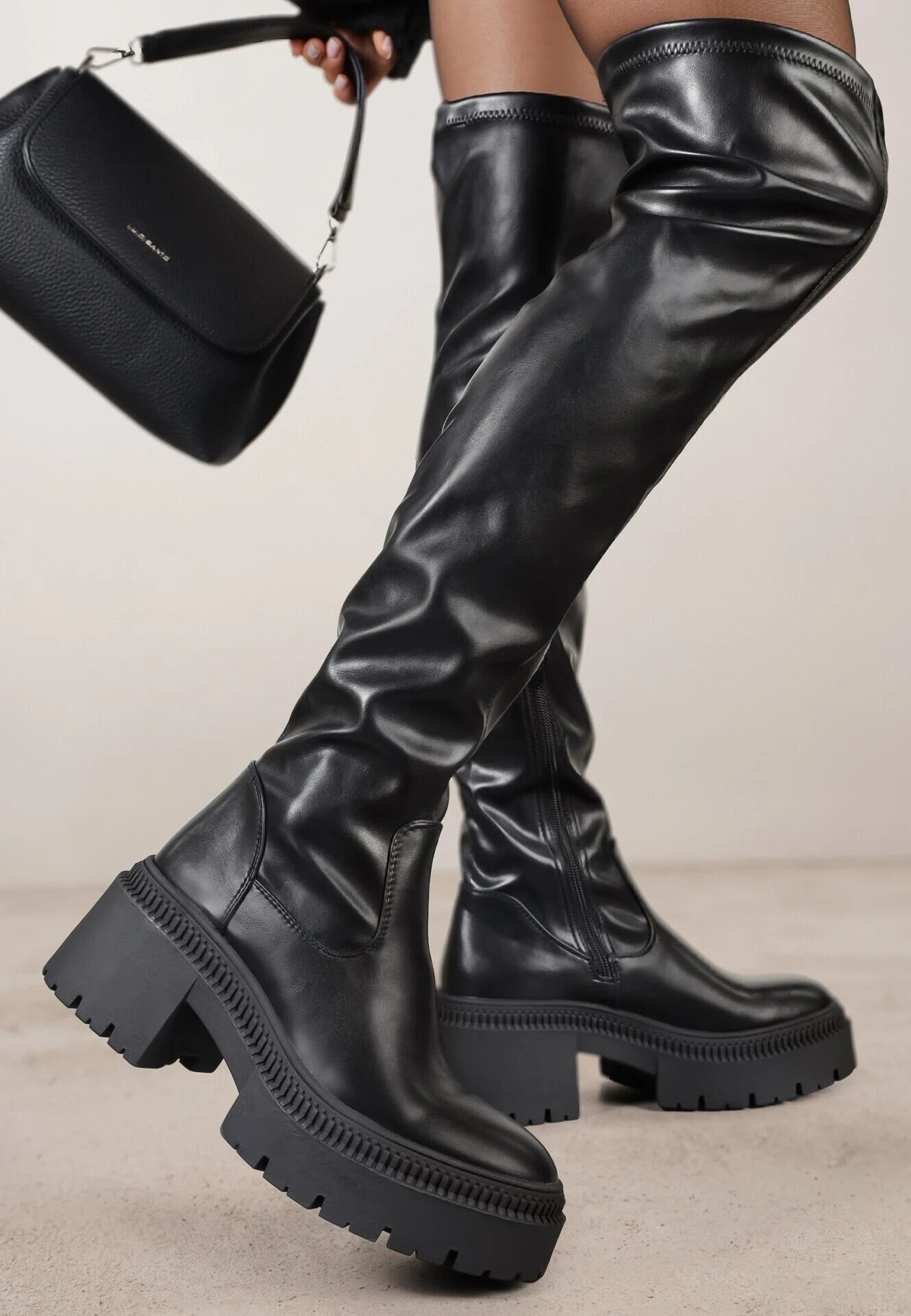 vices Cizme Negre Înalte cu Carâmb Mulat în Stil Grunge Dillie