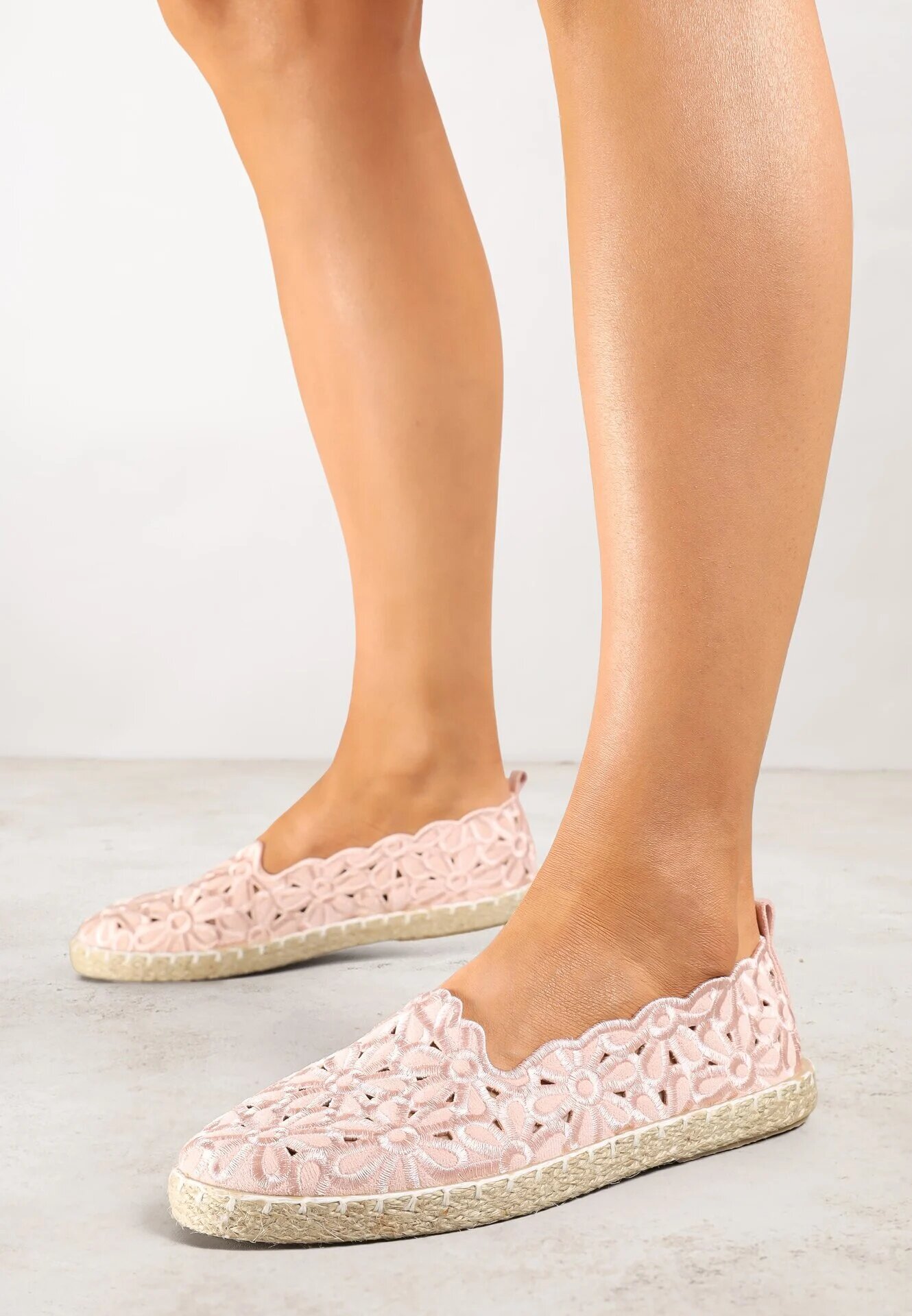 vices Espadrile Roz Perforate cu Model Floral din Împletitură Donavia