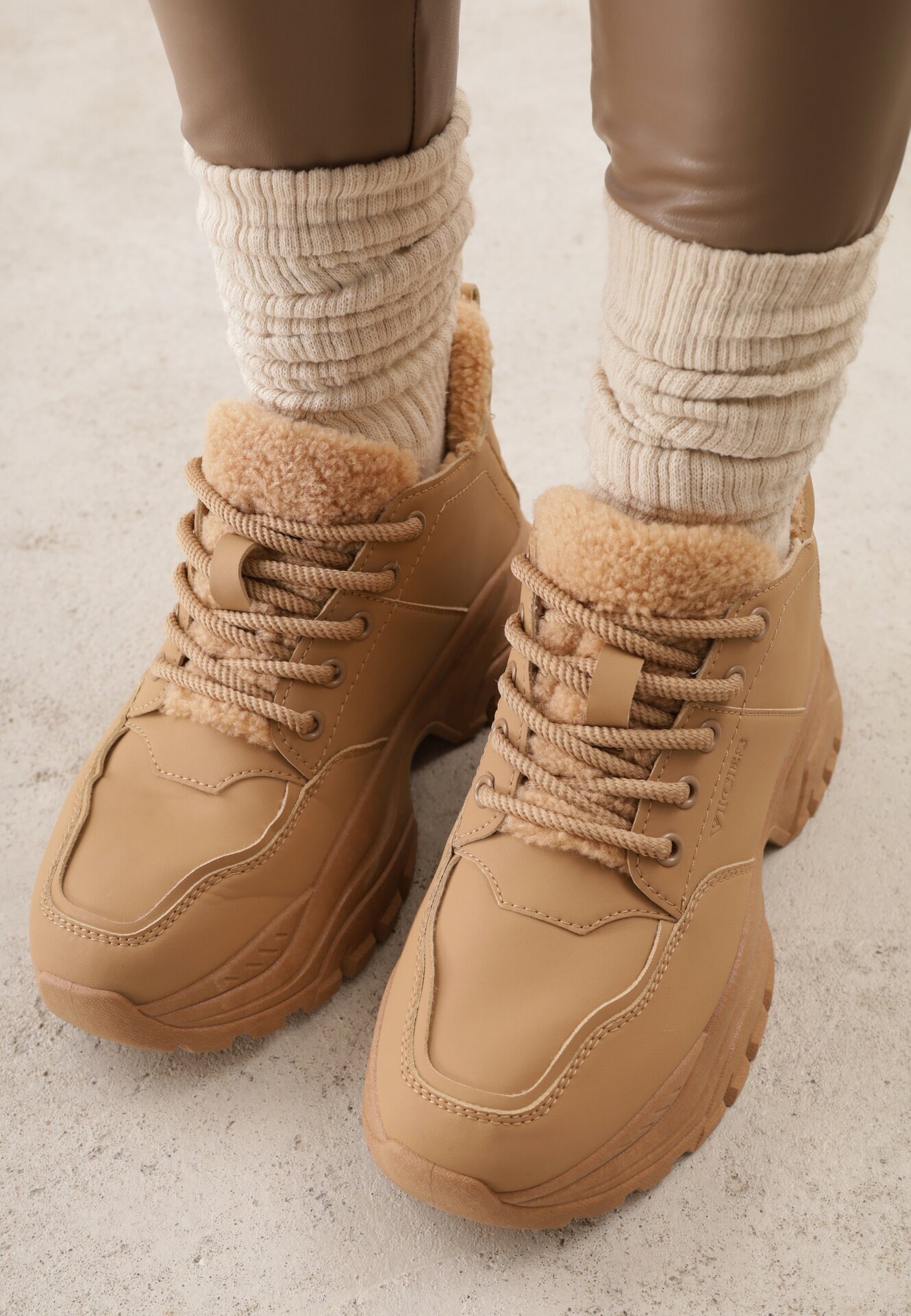 vices Ghete maro deschis tip sneaker pe platformă groasă reliefată tip trapper Narrise