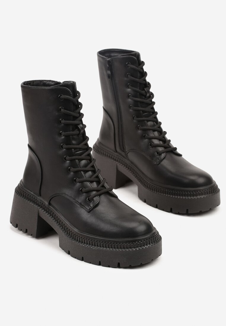 vices Ghete Negre Tip Worker cu platformă cu relief și ornament violet