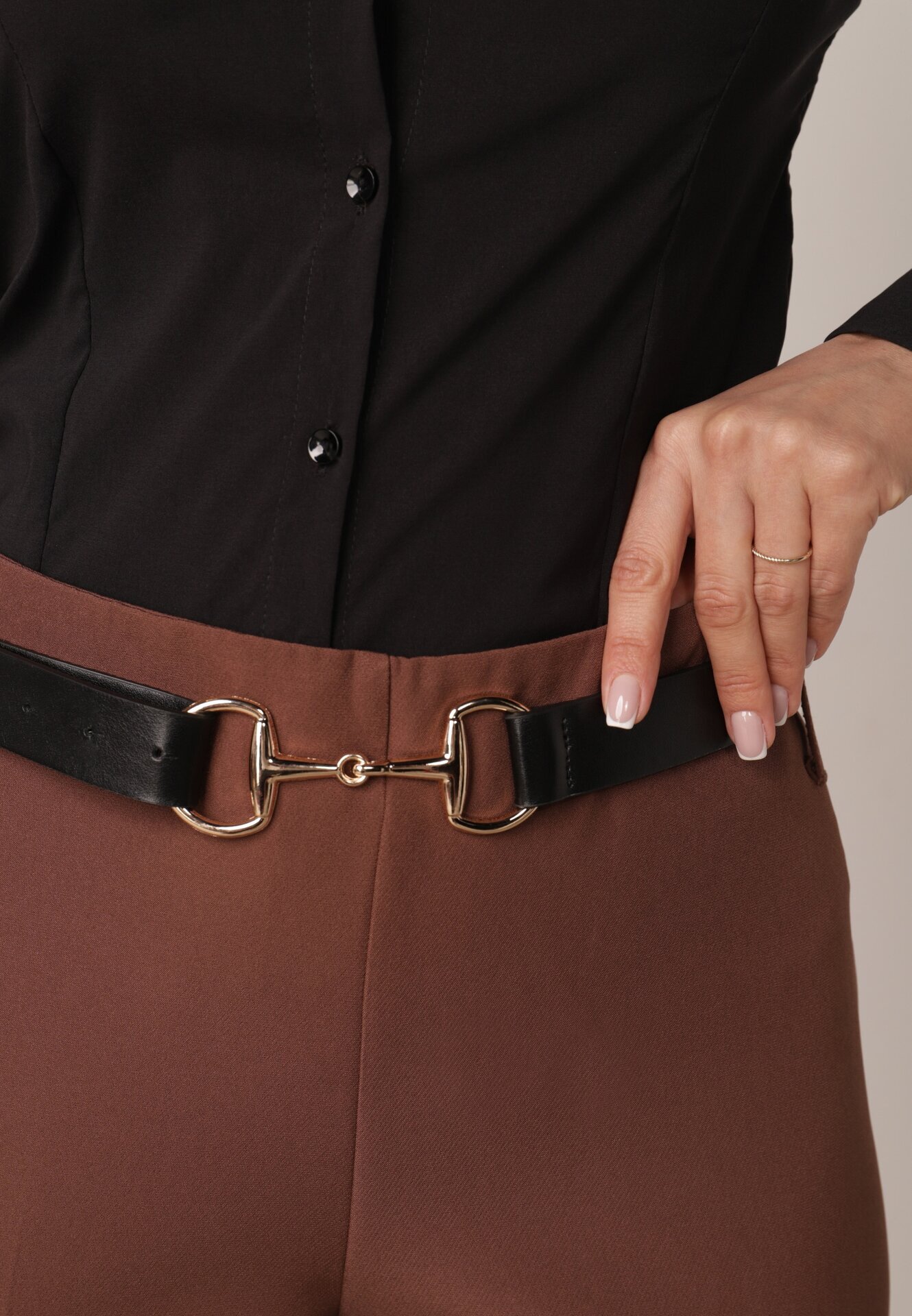 vices Pantaloni eleganți evazați cu dungă ornamentați cu dungi Neronia Maro