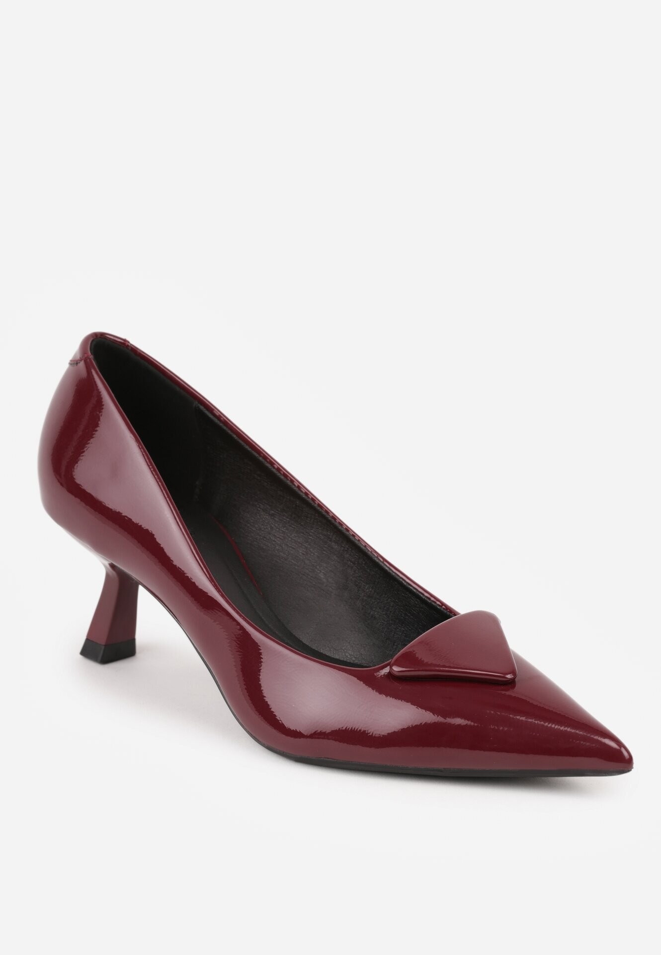 vices Pantofi stiletto bordeaux lăcuiți vârf tip rață cu aplicație triunghi Tromella