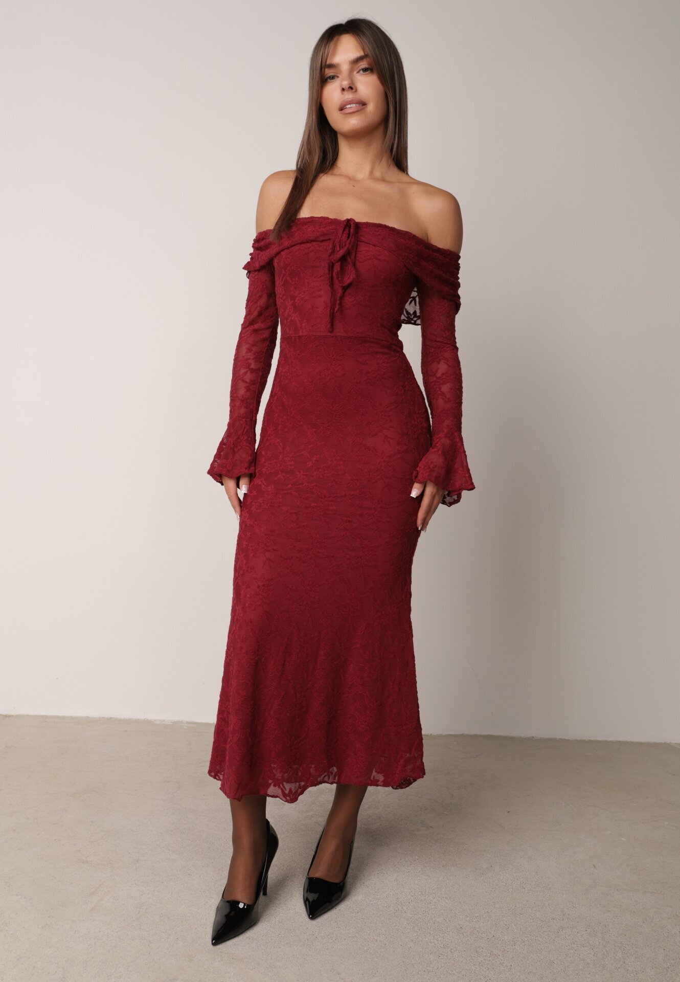 vices Rochie ajustată tip hispană din dantelă Senata Bordo